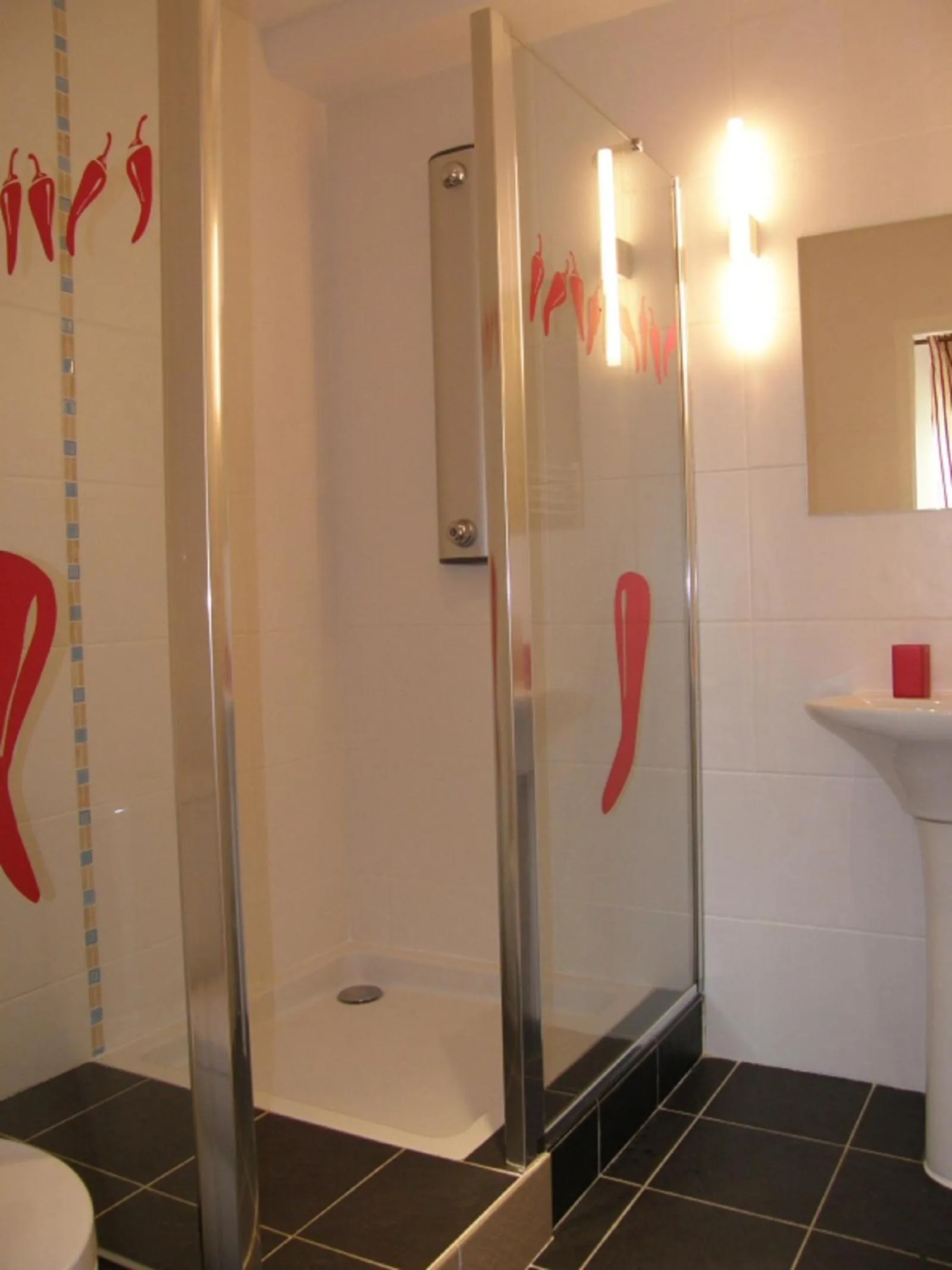 Bathroom in La Raimbaudière