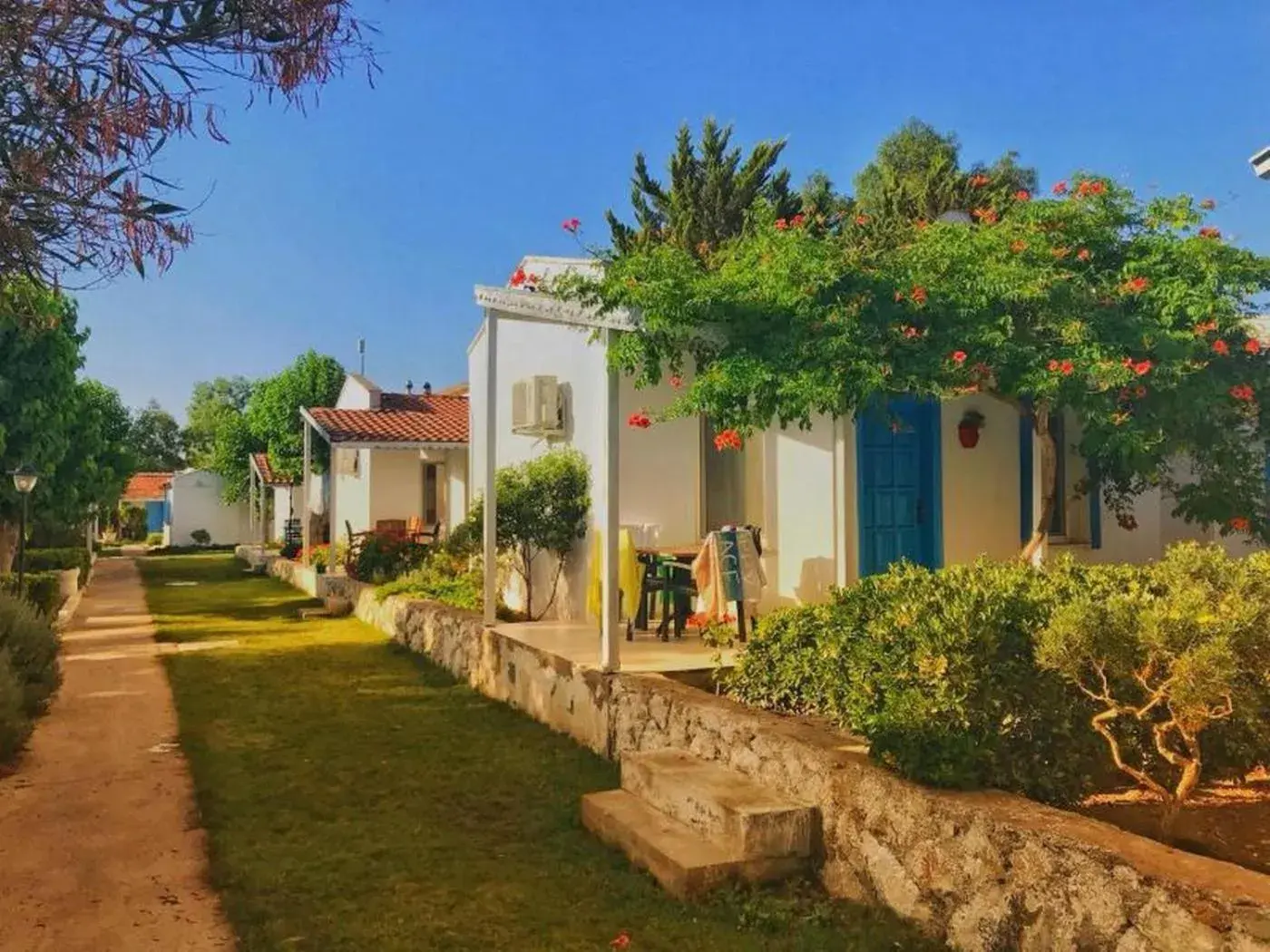 Bungalow - Water Front in Teos Ormanci Tatil Koyu Bungalow - Water Front in Teos Ormanci Tatil Koyu