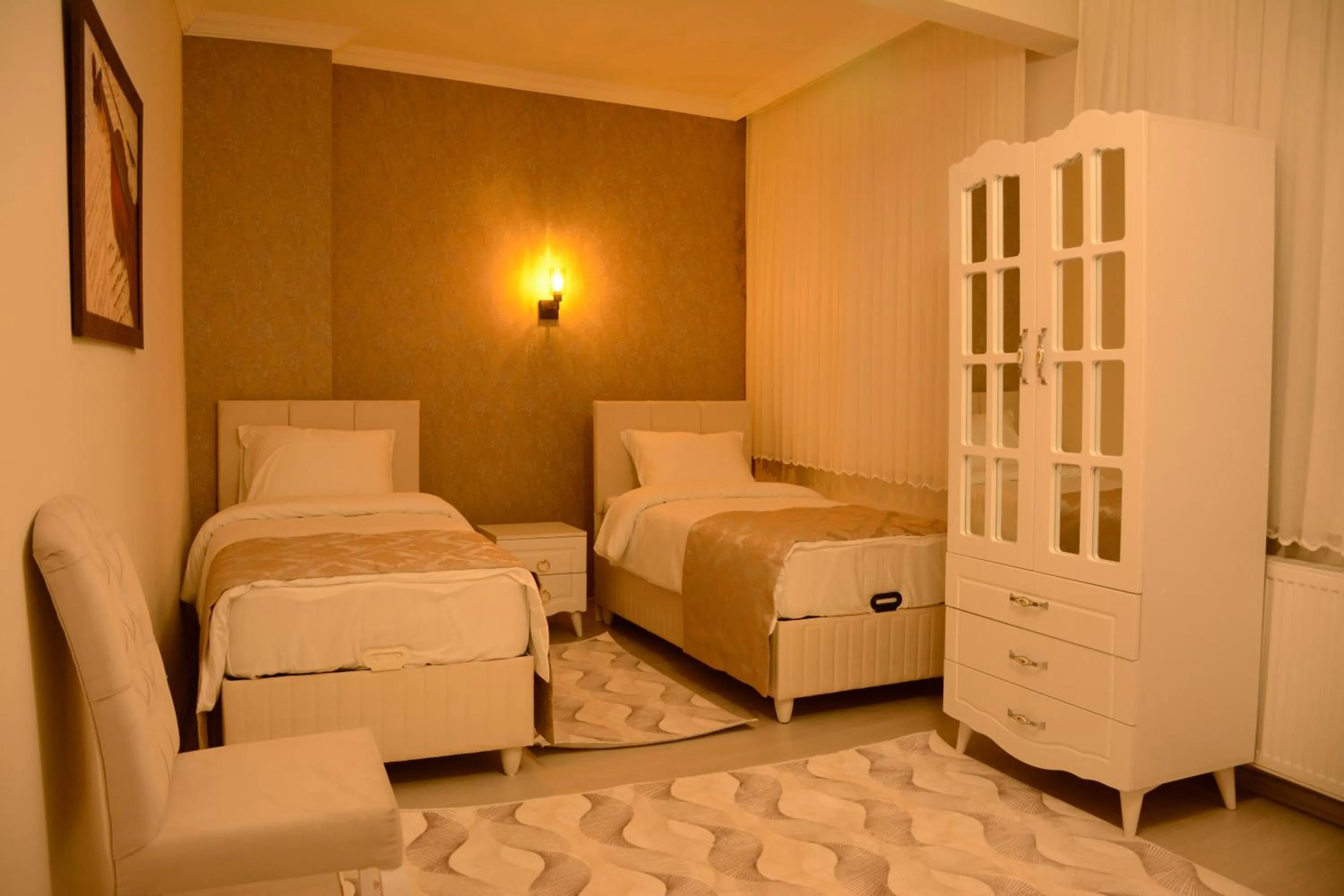 Şar Apartment Suites