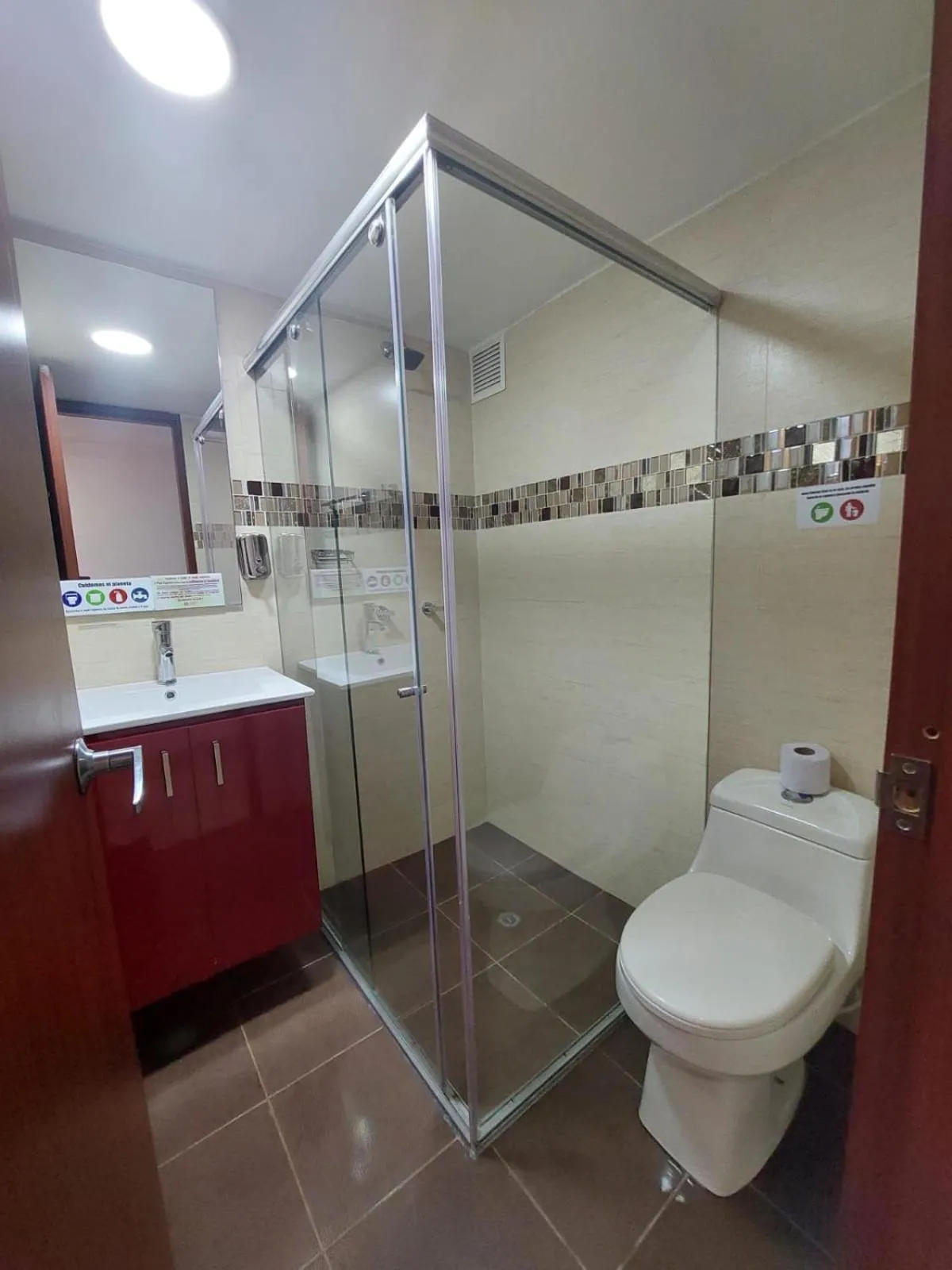 Toilet in Hotel Cabrera Real
