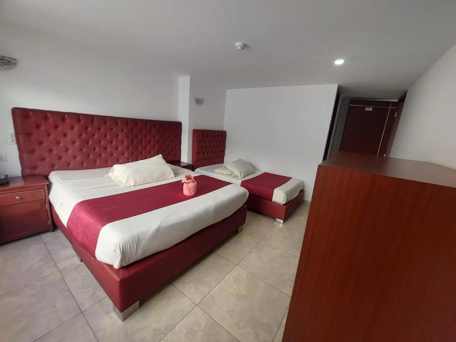 Guests in Hotel Cabrera Real