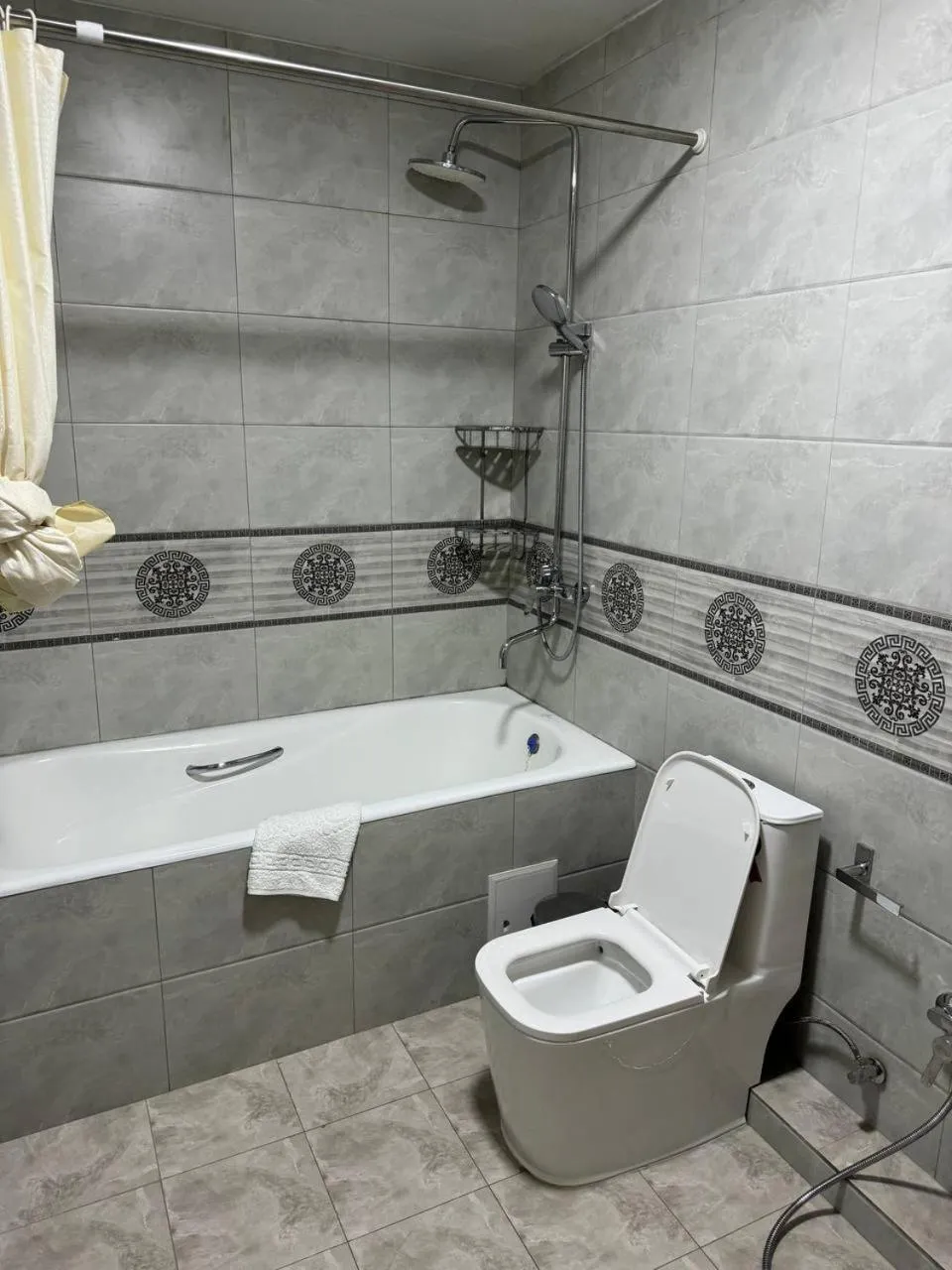 Shower in Arba Hotel