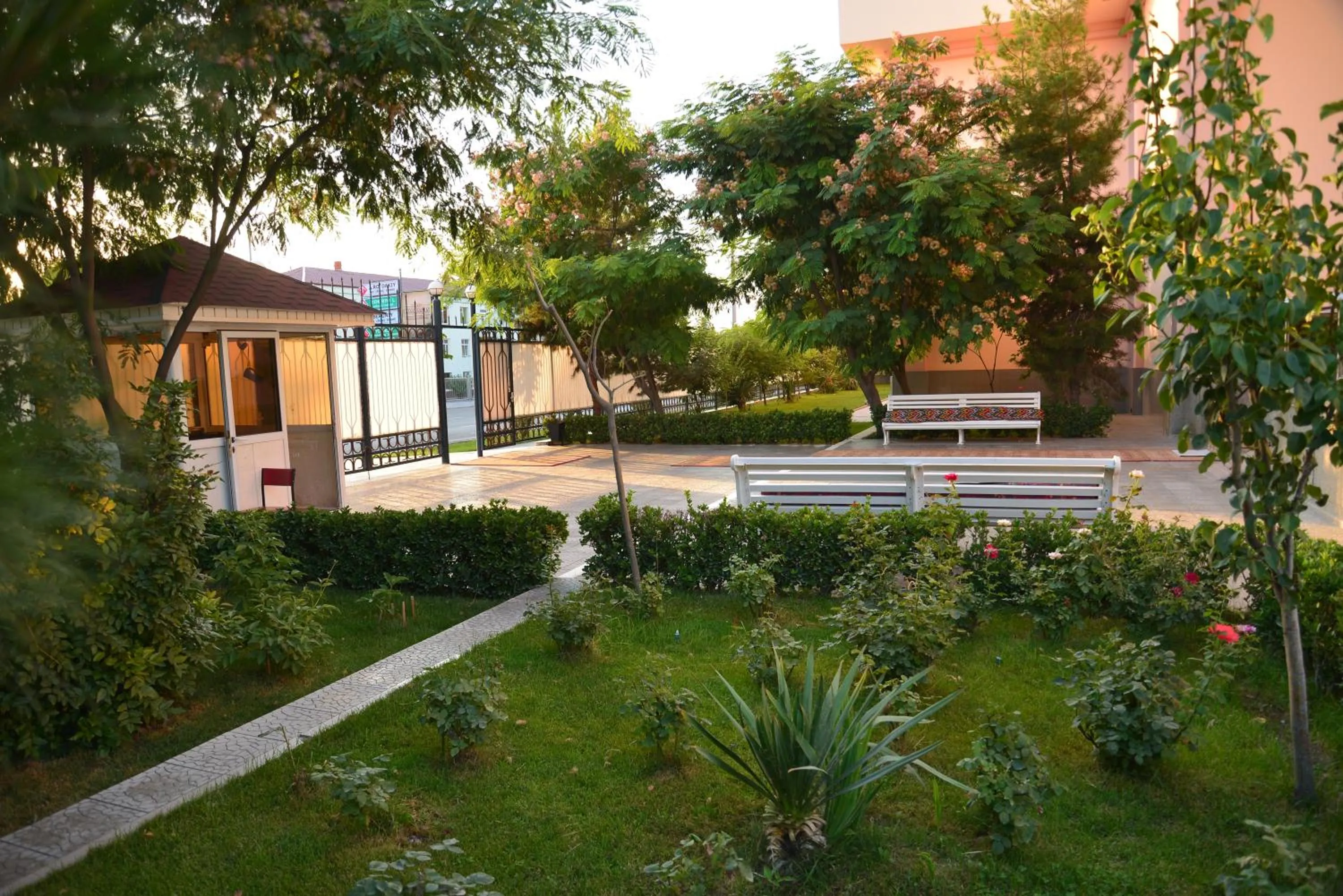 Facade/entrance in Konstantin Hotel