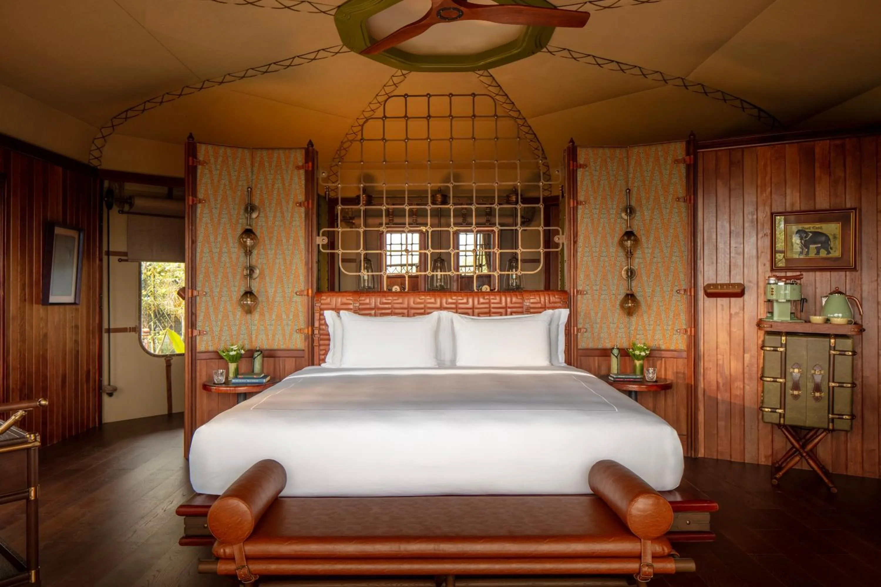 Bedroom, Bed in Anantara Golden Triangle Elephant Camp & Resort