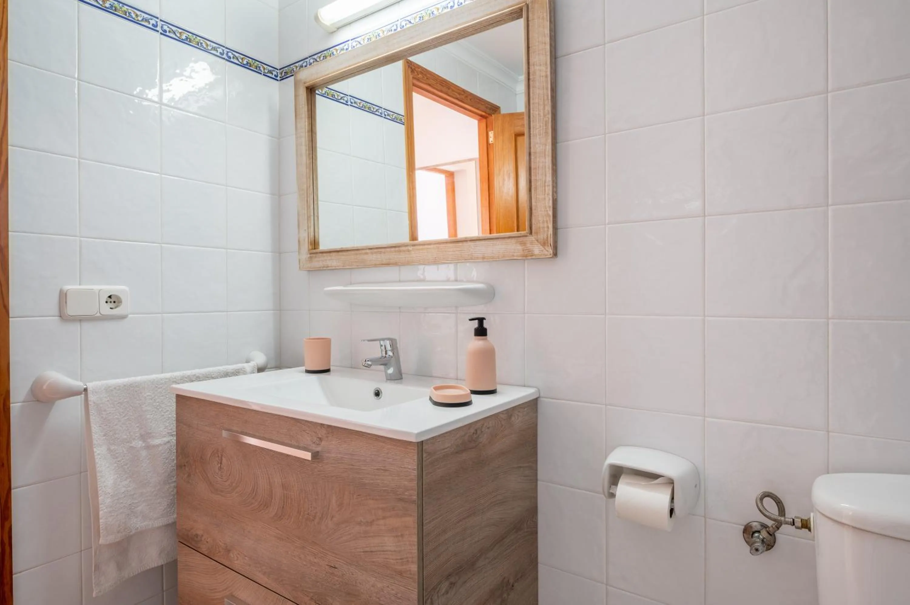 Bathroom in Apartamentos Karin 1ºb