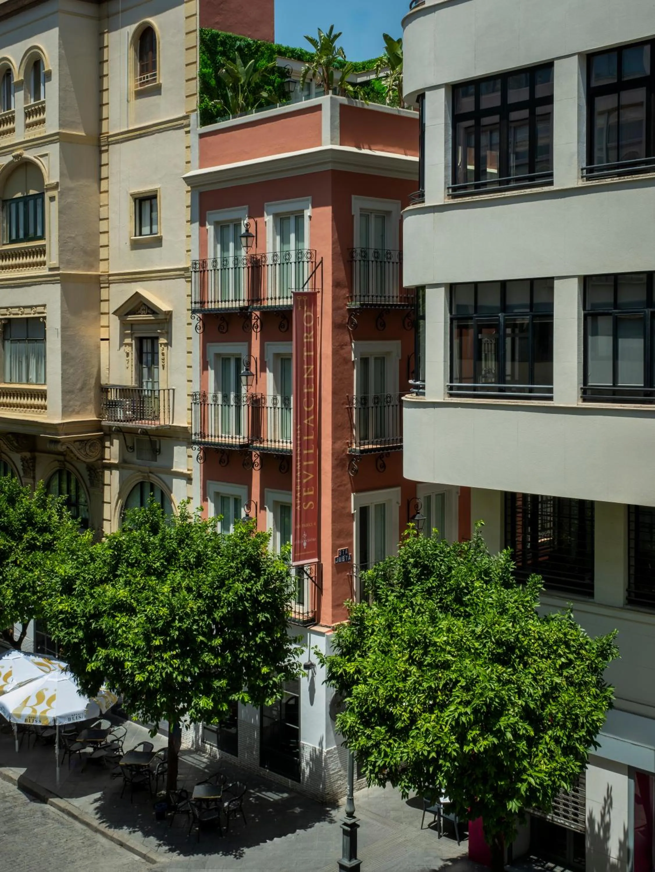 Property building in Apartamentos Sevilla Centro