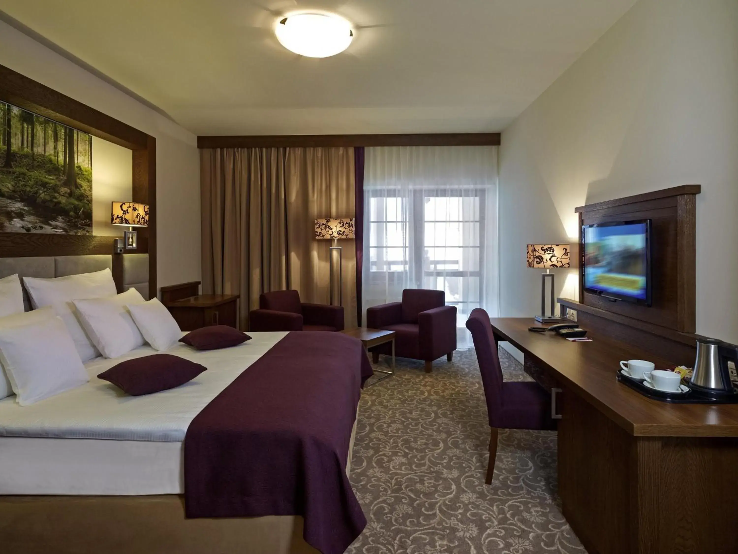 Bedroom, Bed in Hotel Mercure Krynica Zdrój Resort&Spa Bedroom, Bed in Hotel Mercure Krynica Zdrój Resort&Spa