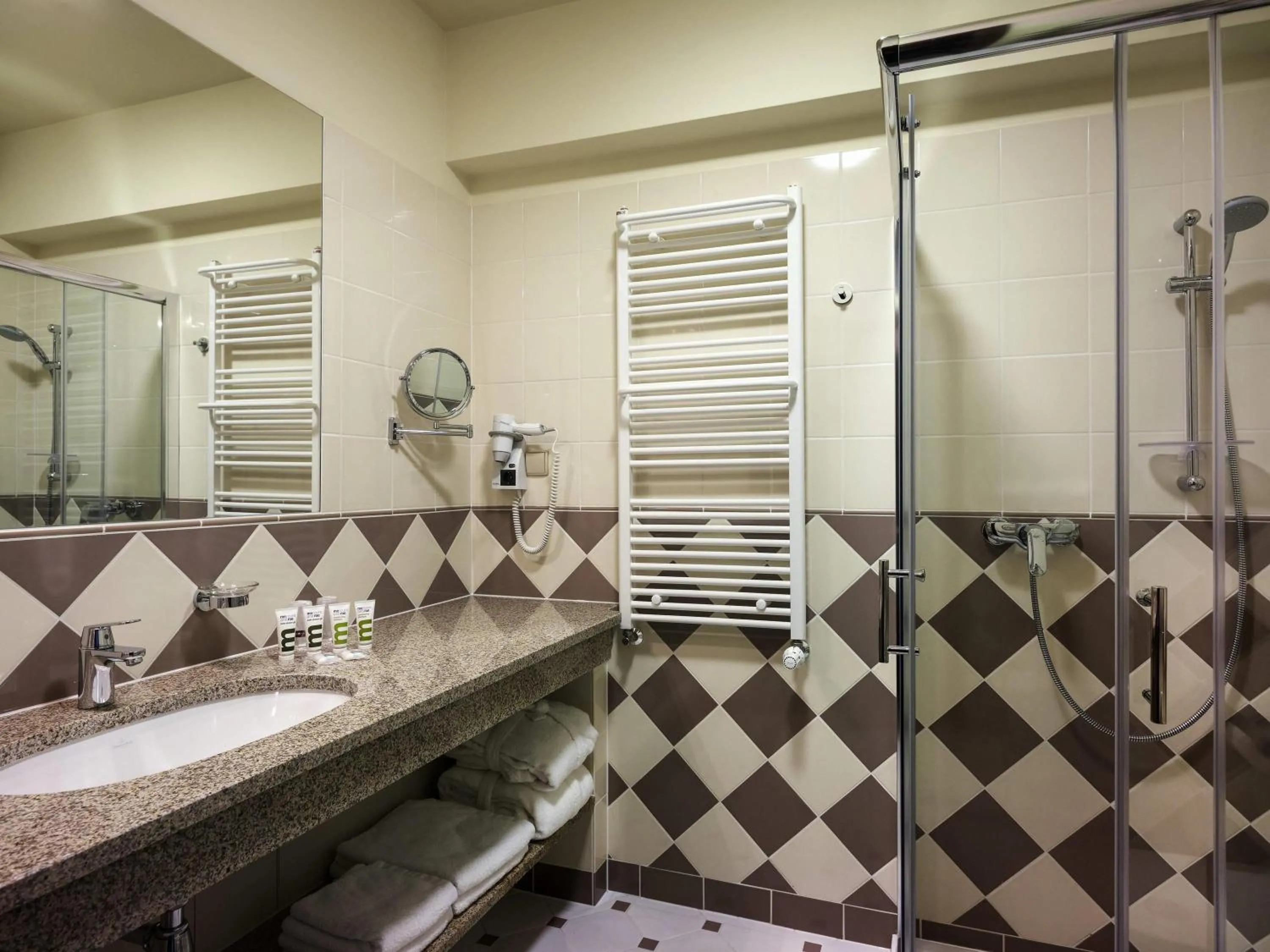 Bedroom in Hotel Mercure Krynica Zdrój Resort&Spa