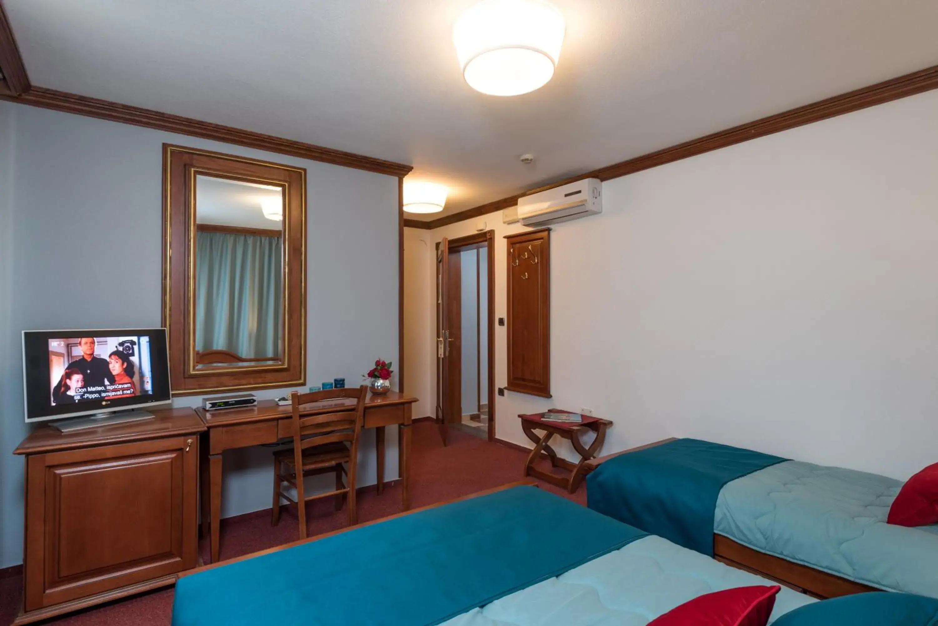 TV and multimedia, Bed in Villa Meri TV and multimedia, Bed in Villa Meri