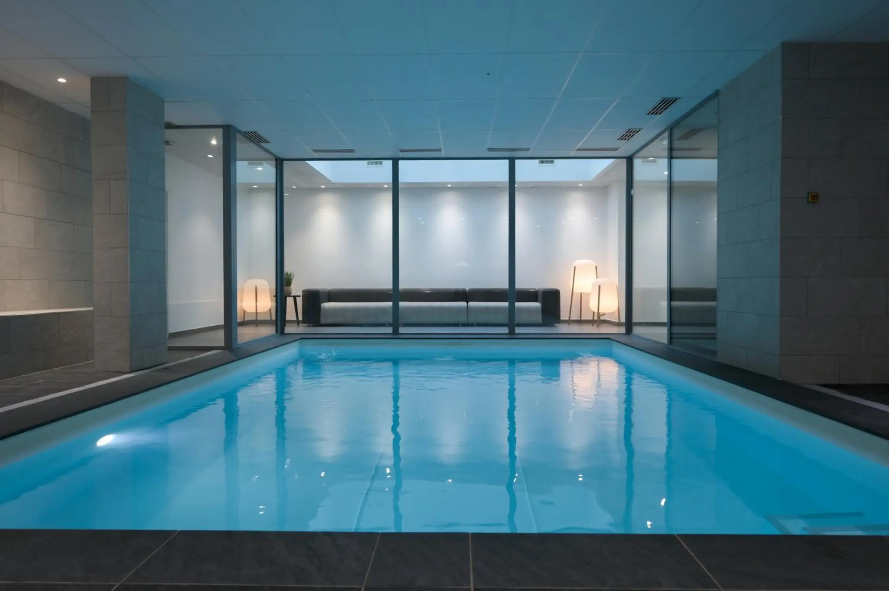 Swimming pool in Nemea Appart Hotel So Cloud Lyon Gare Part-Dieu Swimming pool in Nemea Appart Hotel So Cloud Lyon Gare Part-Dieu