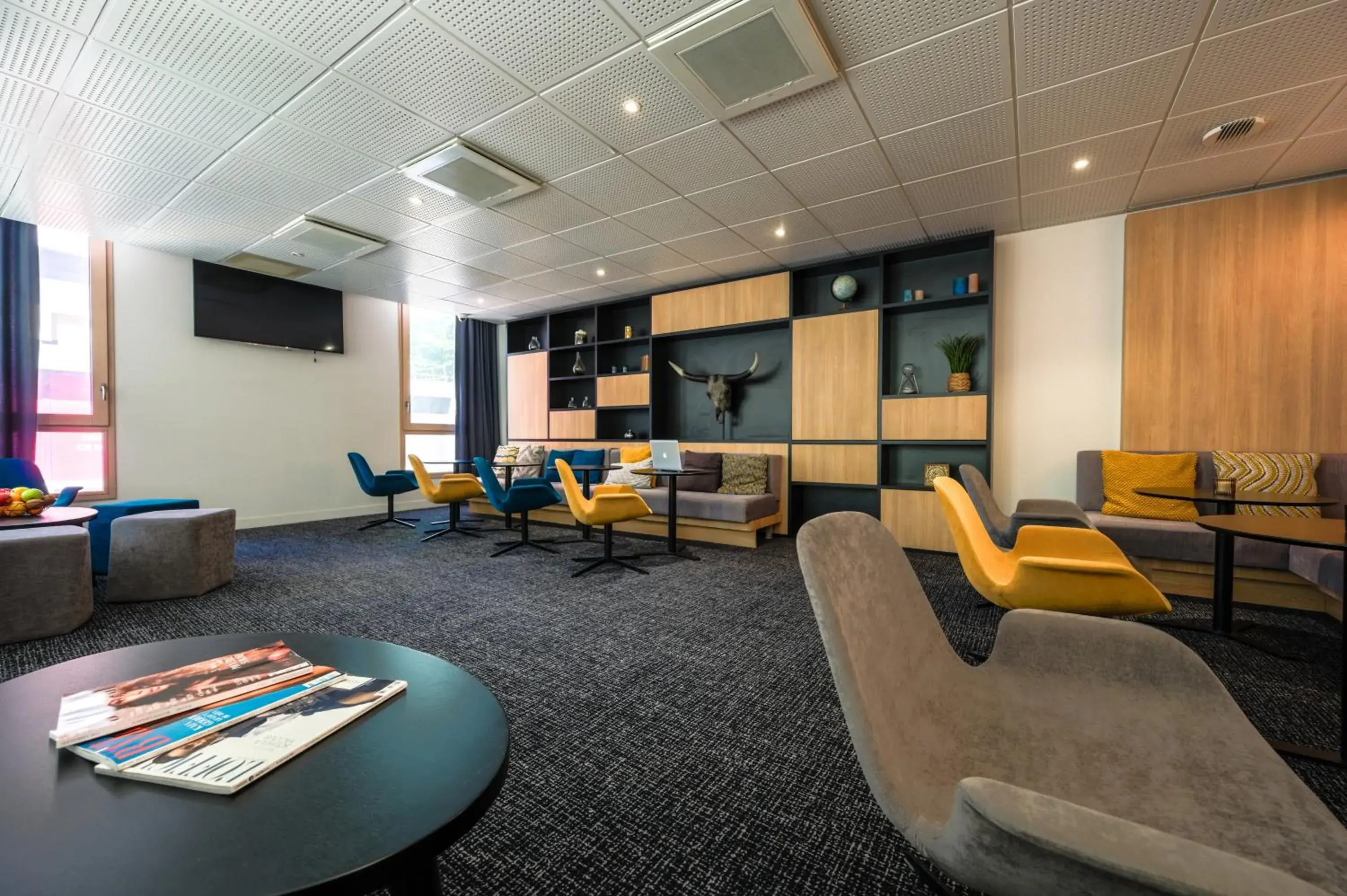 Lobby or reception in Nemea Appart Hotel So Cloud Lyon Gare Part-Dieu Lobby or reception in Nemea Appart Hotel So Cloud Lyon Gare Part-Dieu