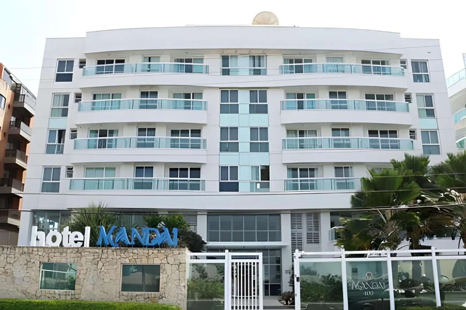 Property building in Flat Mandai Cabo Frio