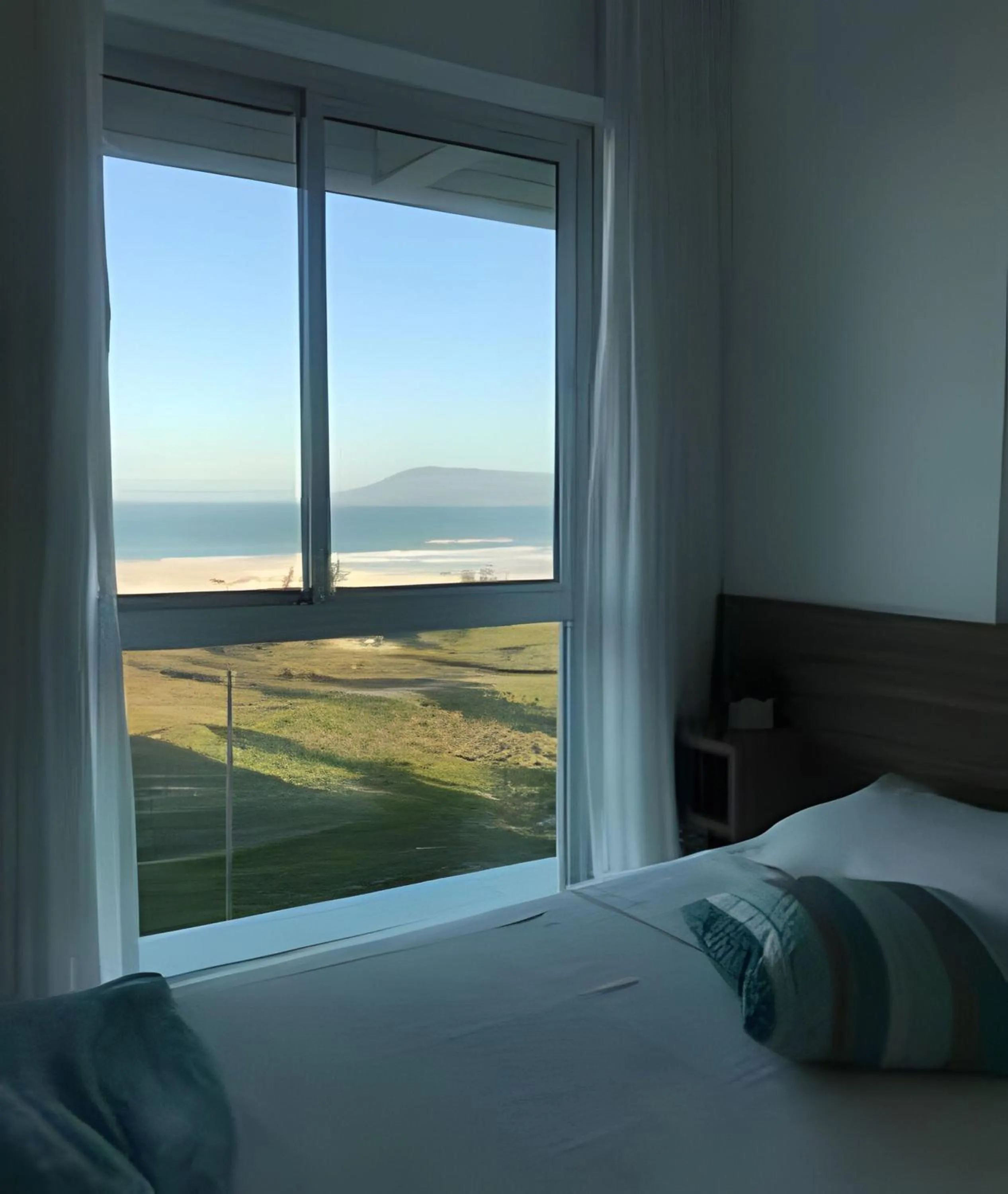 Sea view, Bed in Flat Mandai Cabo Frio