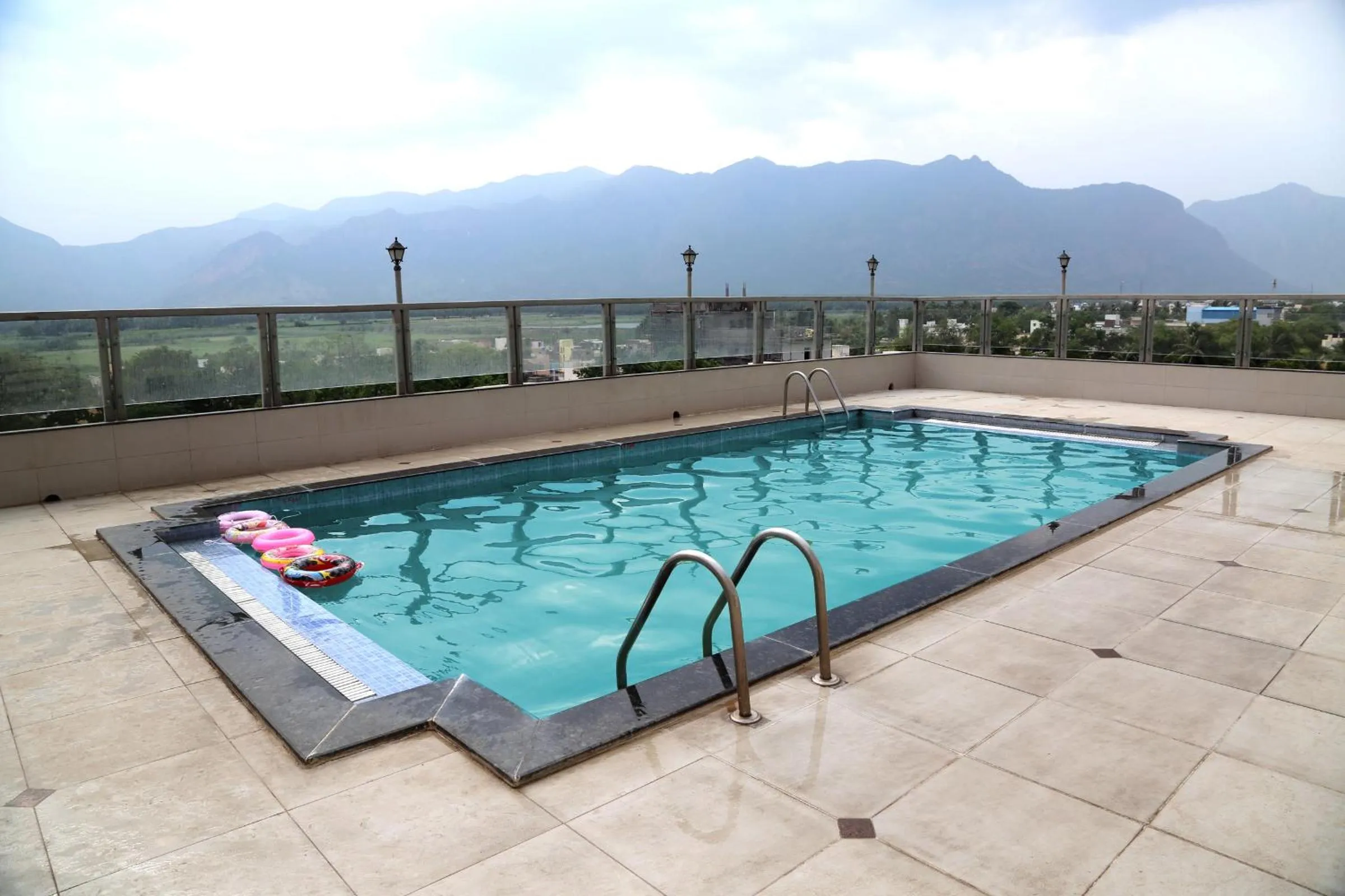 Swimming pool in Hotel Western Gatz