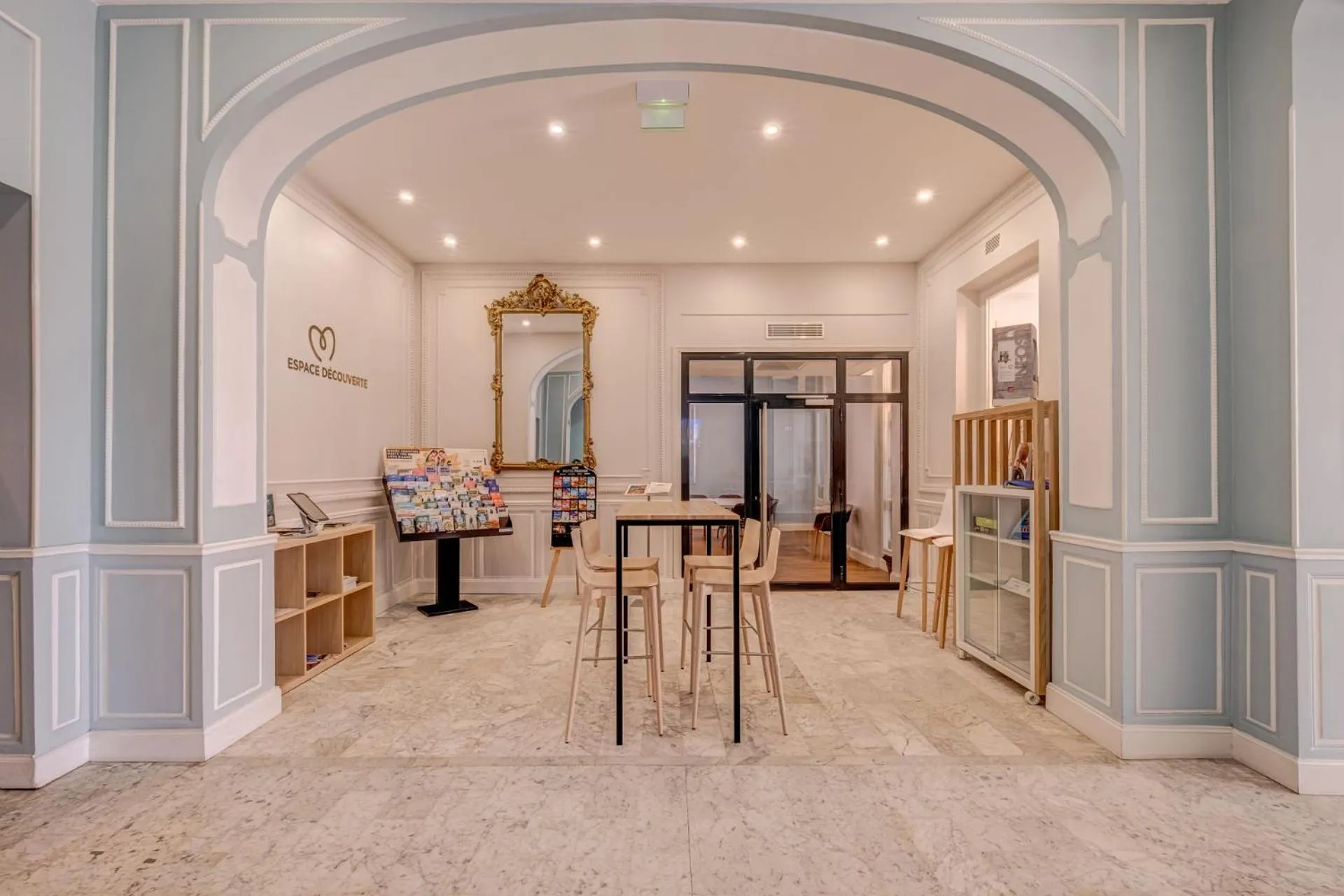 Area and facilities in Hôtel Miléade L'Orangeraie - entièrement rénové