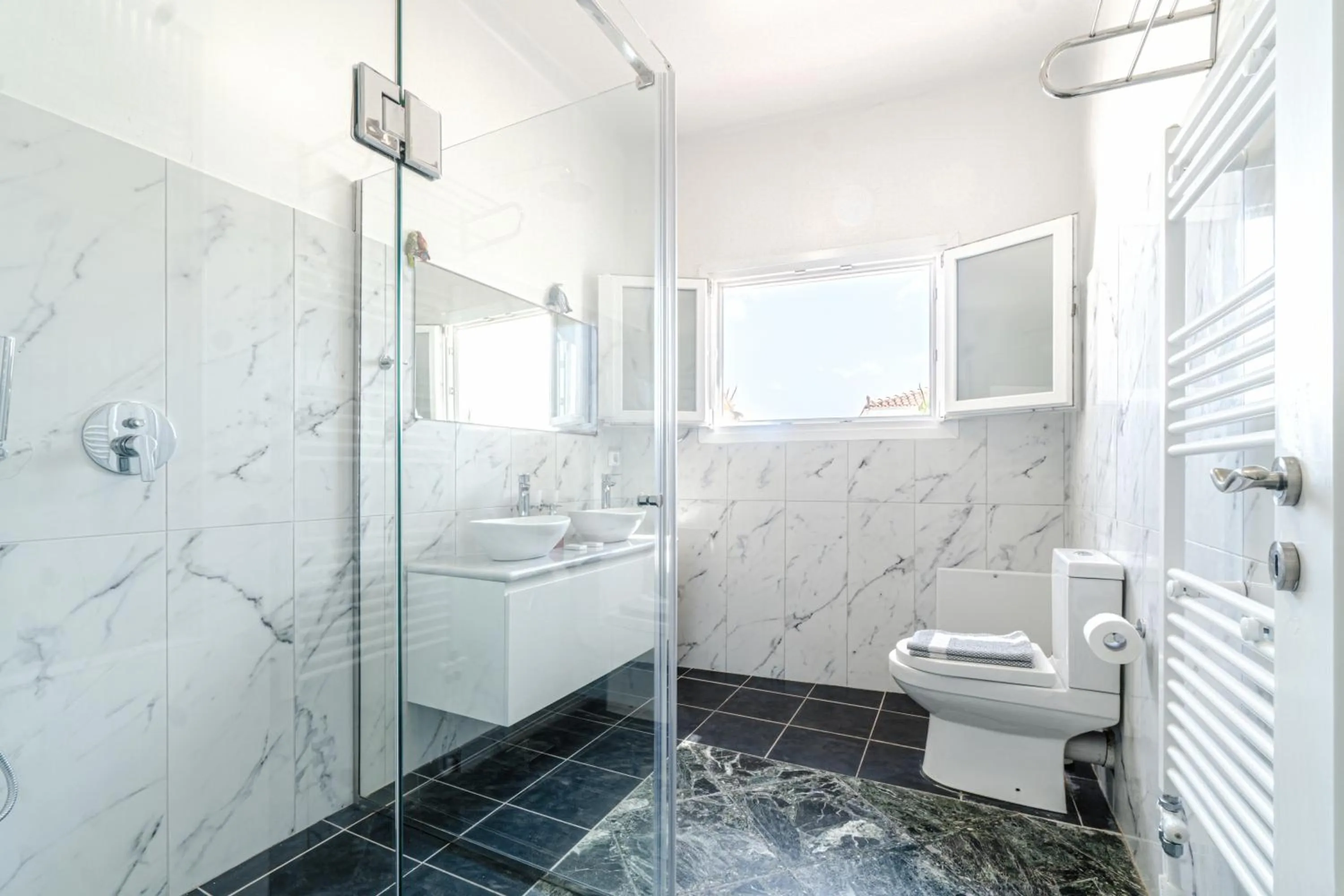 Bathroom in Castel Abaso Boutique Apartments by Explore Andros