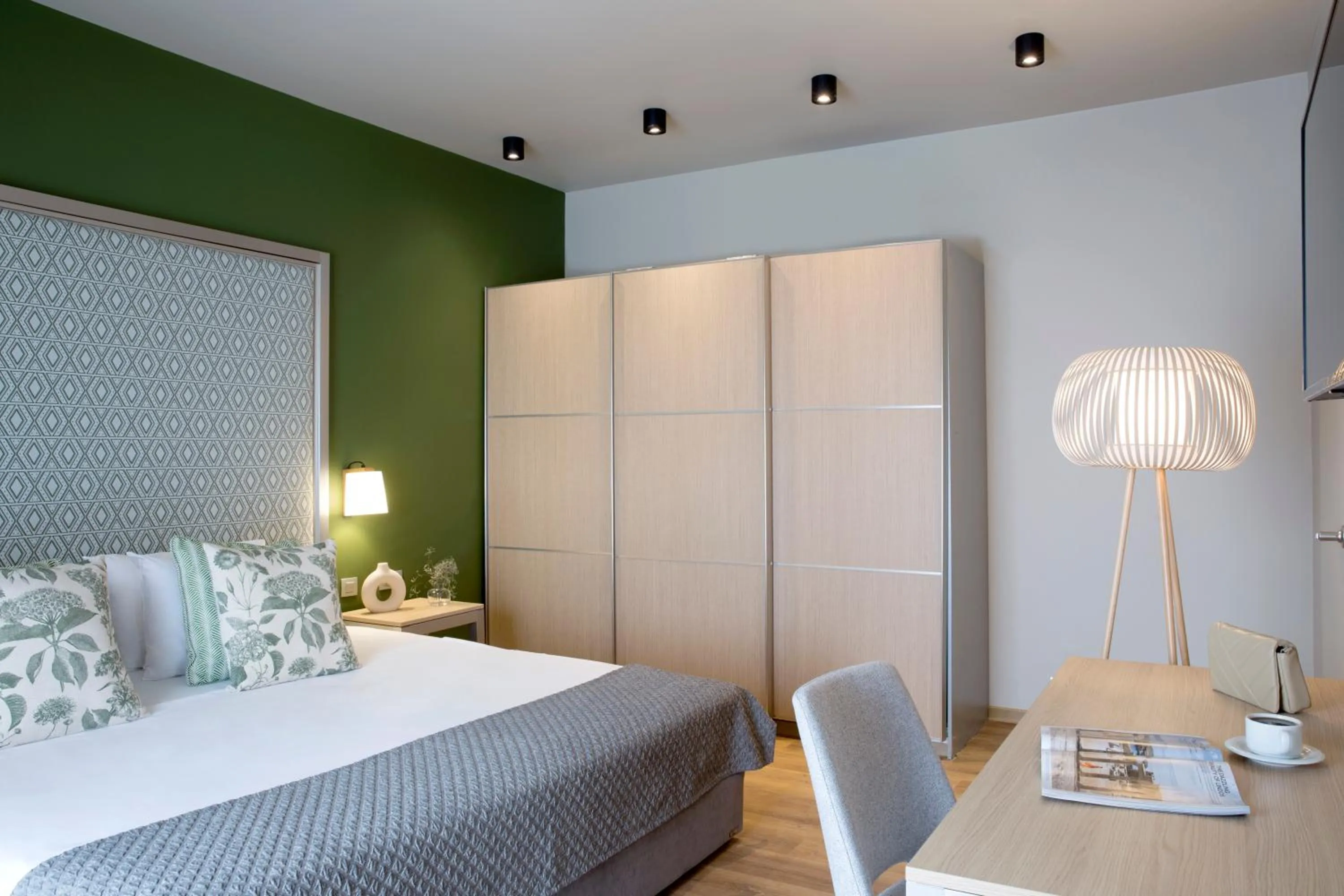 Photo of the whole room, Bed in Central Hotel, Trademark Collection by Wyndham