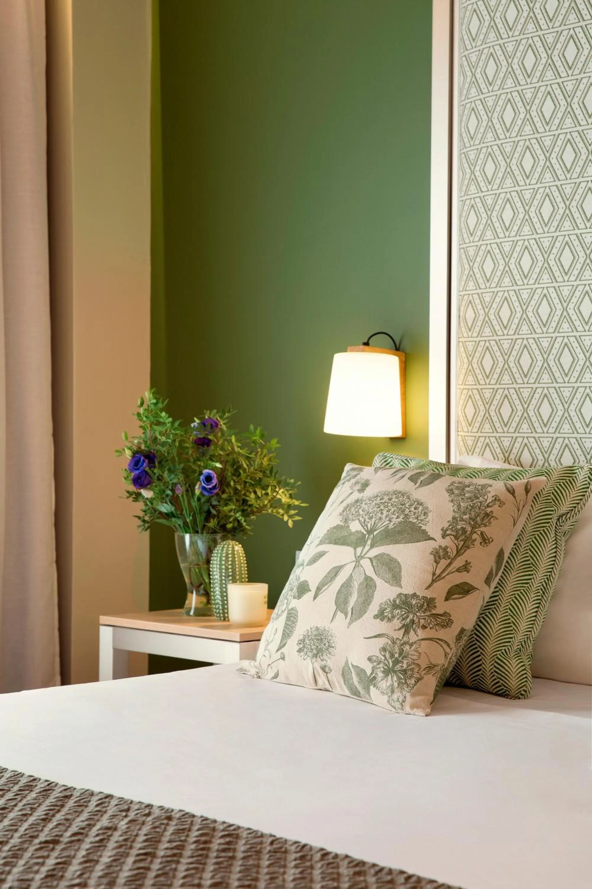 Bed in Zeus Essence Bucharest Central