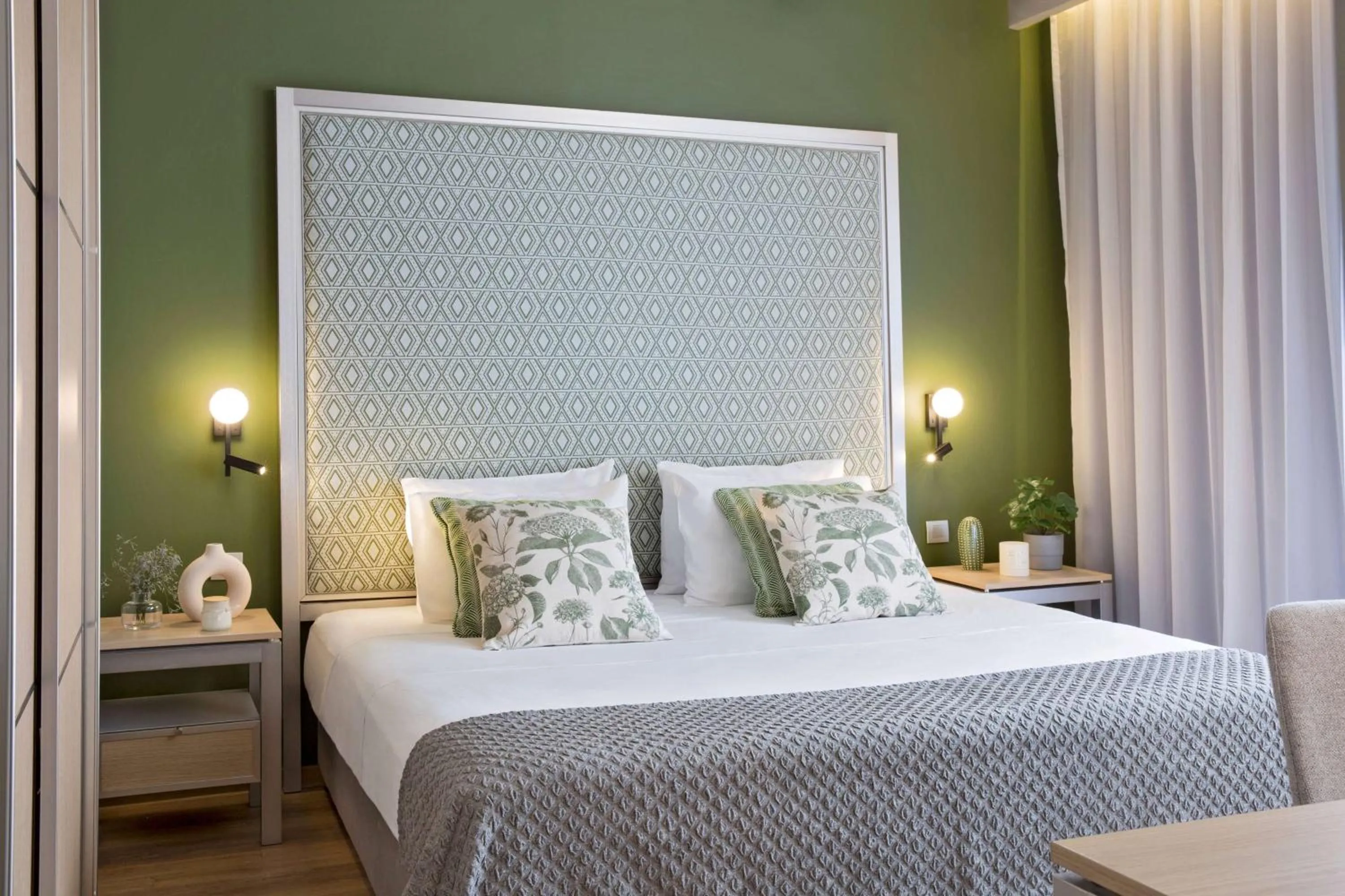 Bed in Central Hotel, Trademark Collection by Wyndham