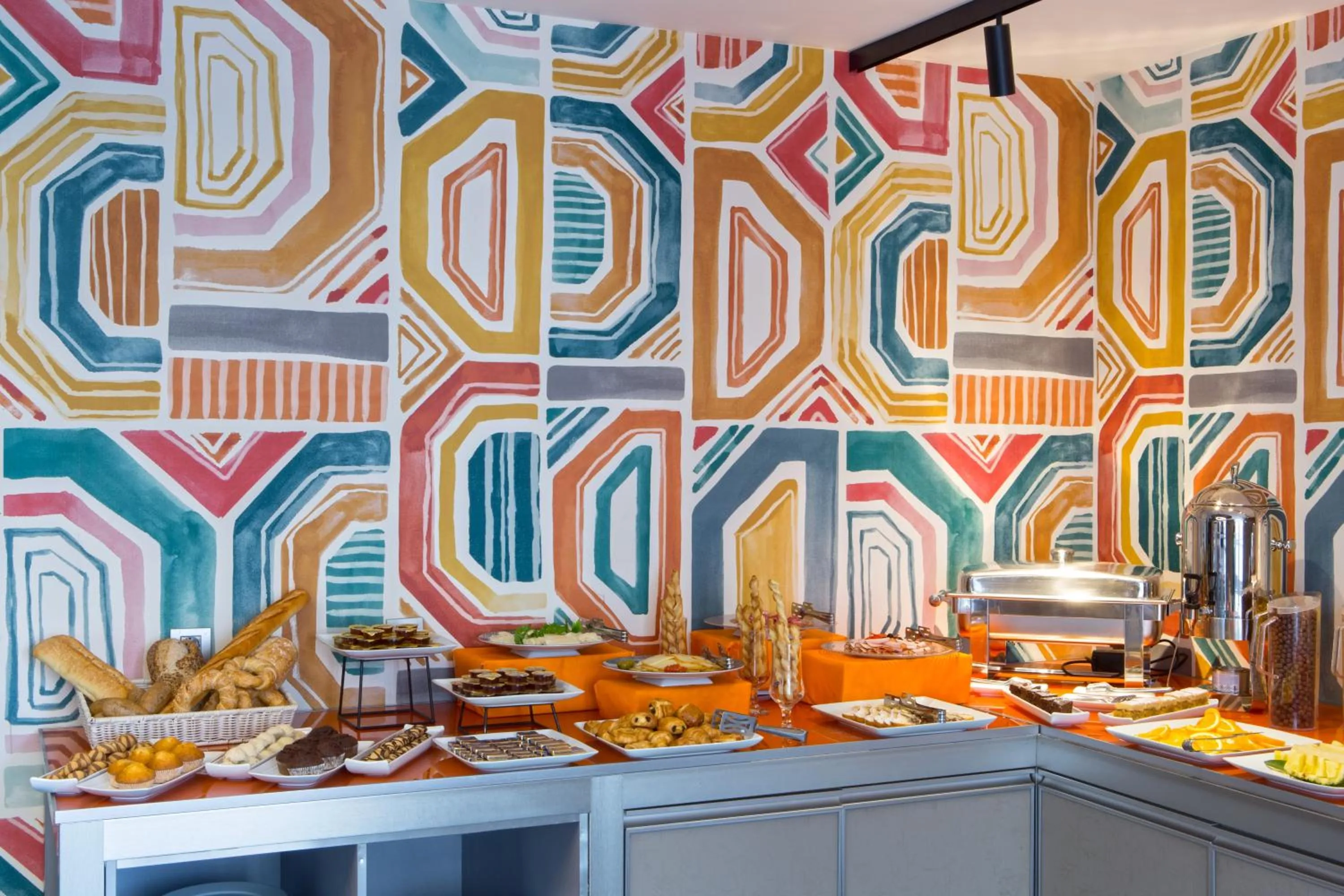 Breakfast in Central Hotel, Trademark Collection by Wyndham