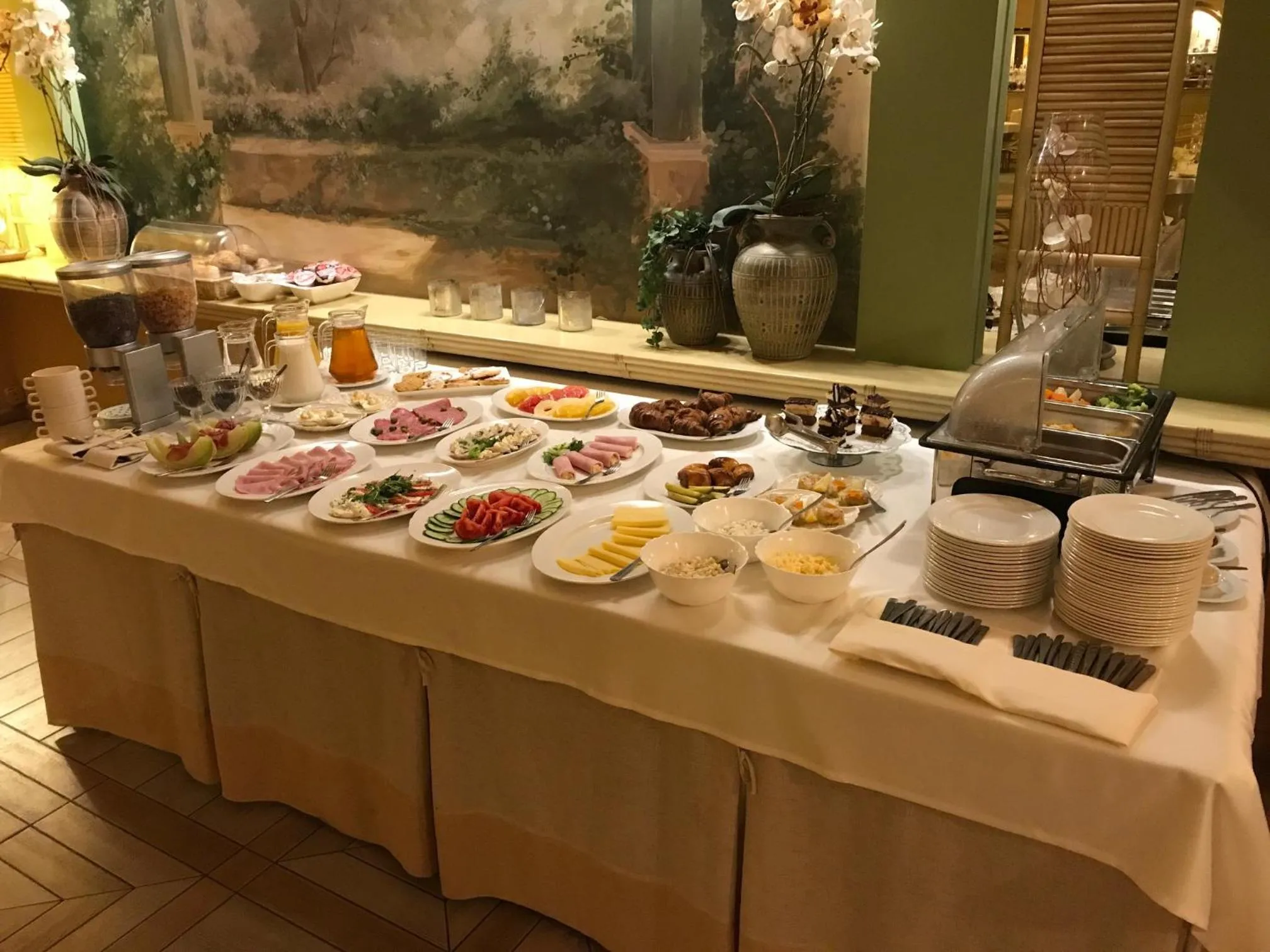 Breakfast in Hotel Komeda