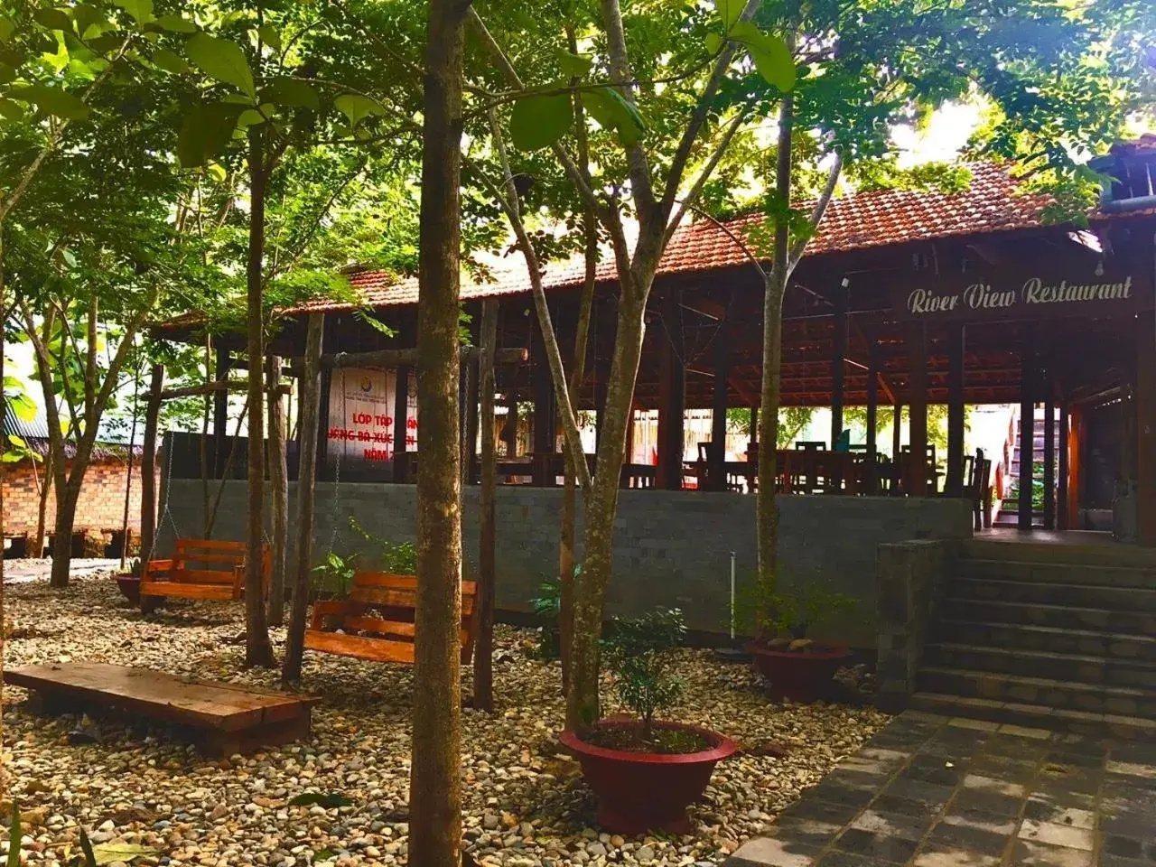 Restaurant/places to eat in Green Bamboo Lodge Resort Restaurant/places to eat in Green Bamboo Lodge Resort