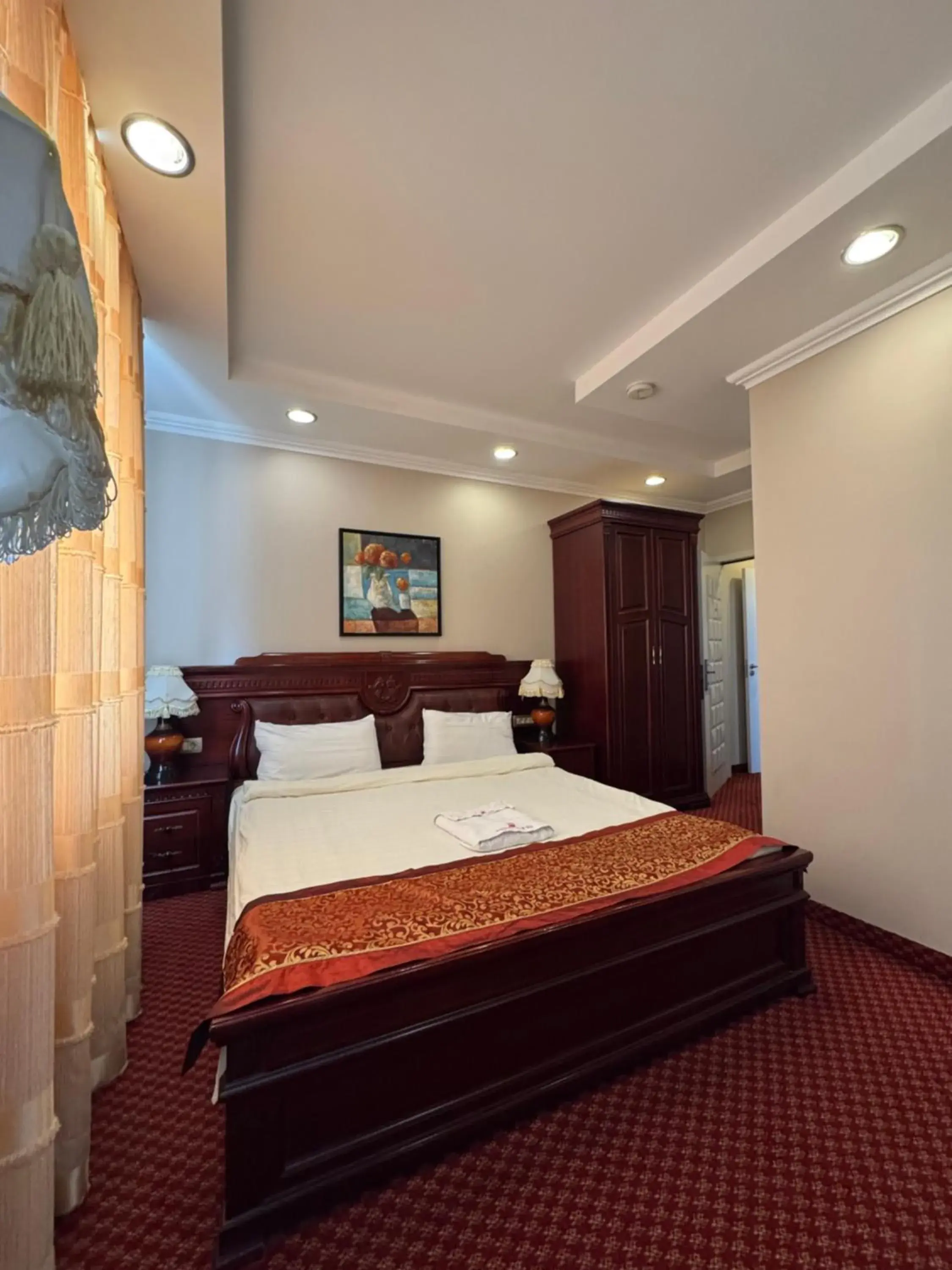 Economy Double Room - single occupancy in Hotel Royal Economy Double Room - single occupancy in Hotel Royal