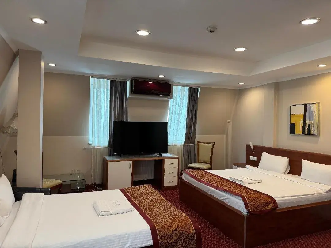 Bed in Hotel Royal Bed in Hotel Royal