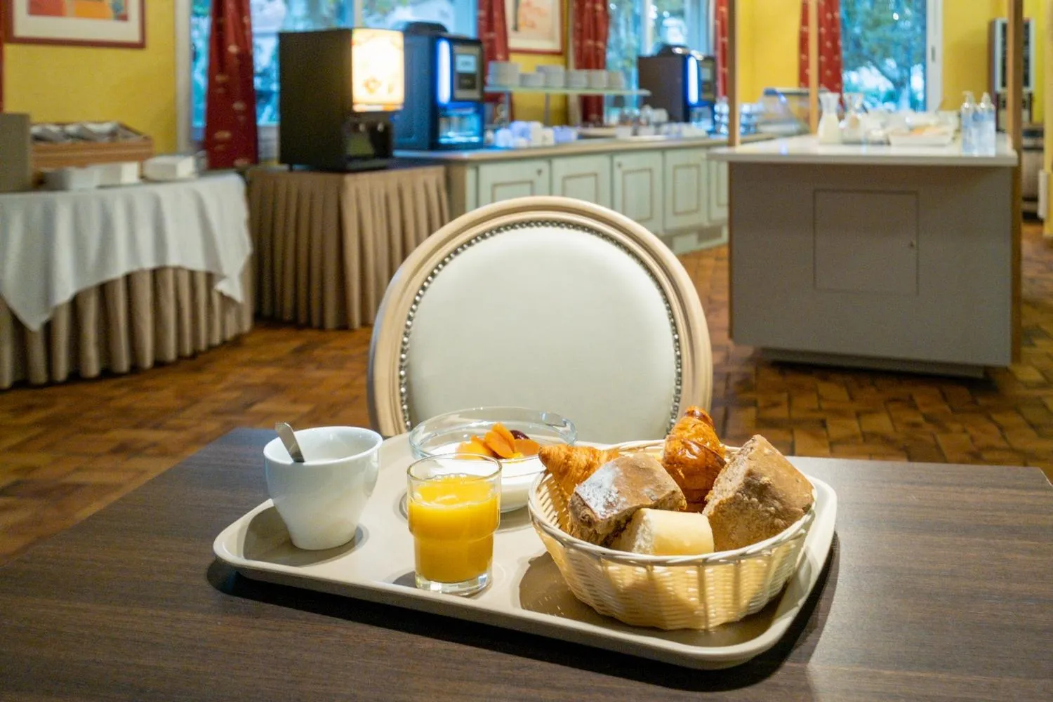 Restaurant/places to eat in Hôtel Miléade Méditerranée - Port-Fréjus