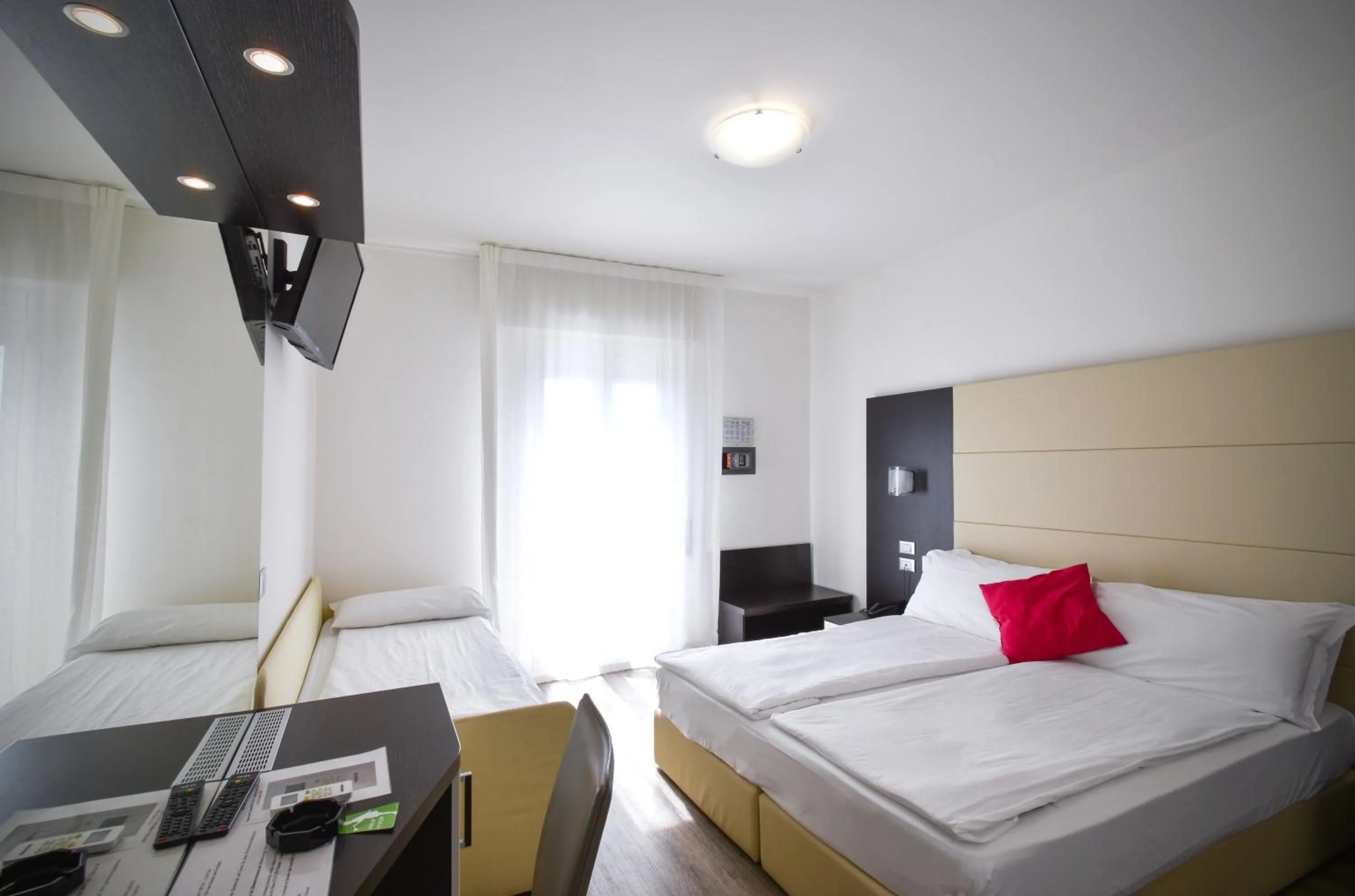 Bedroom, Bed in Hotel Bristol