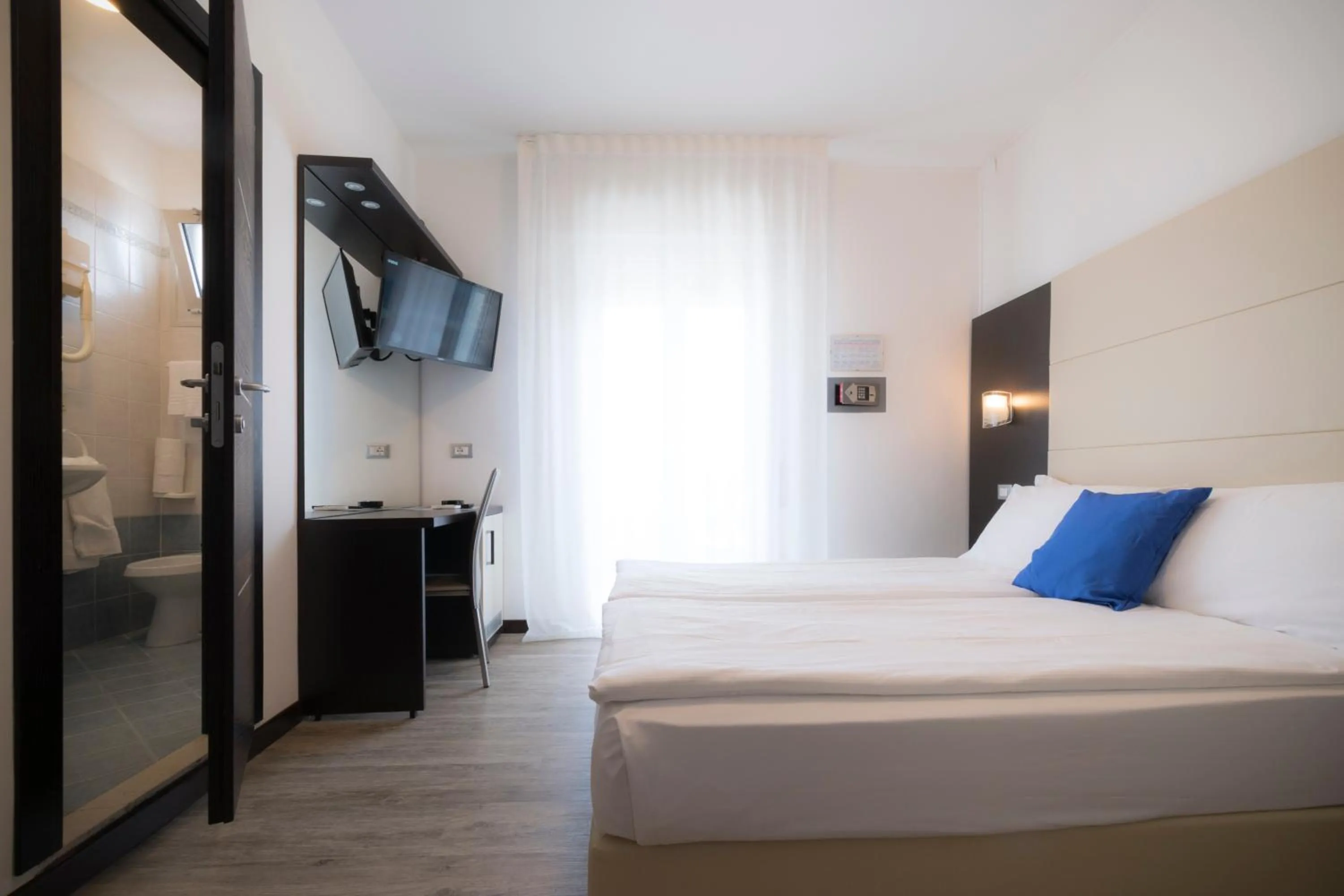 Bedroom, Bed in Hotel Bristol