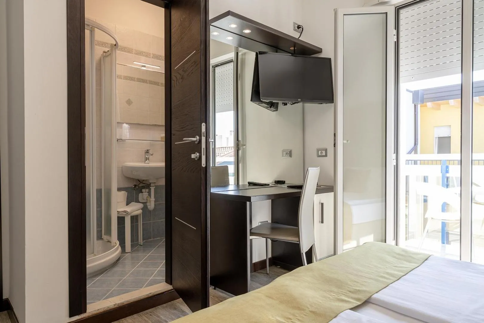 Bed in Hotel Bristol
