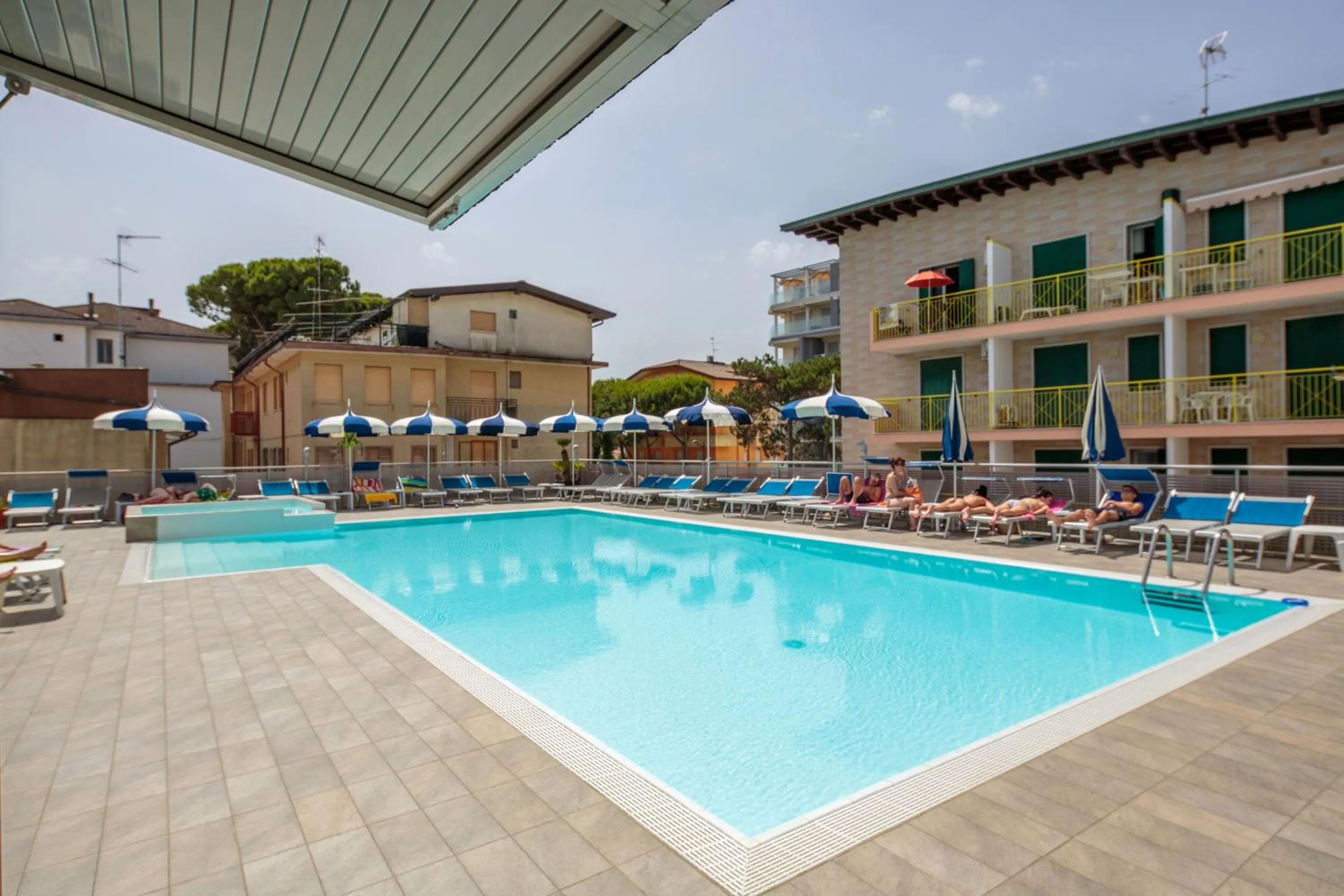 Hotel Bristol