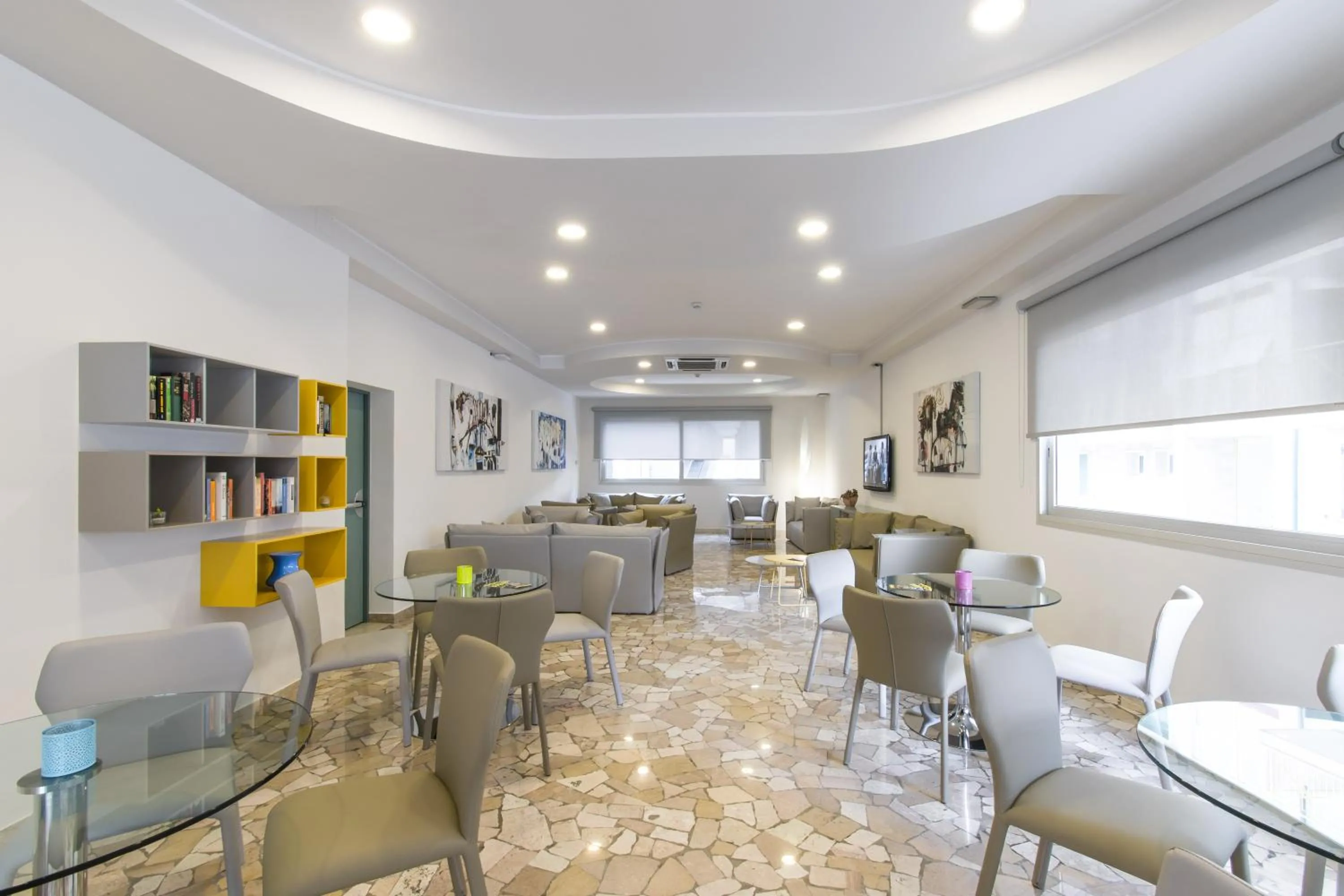 Lobby or reception in Hotel Bristol