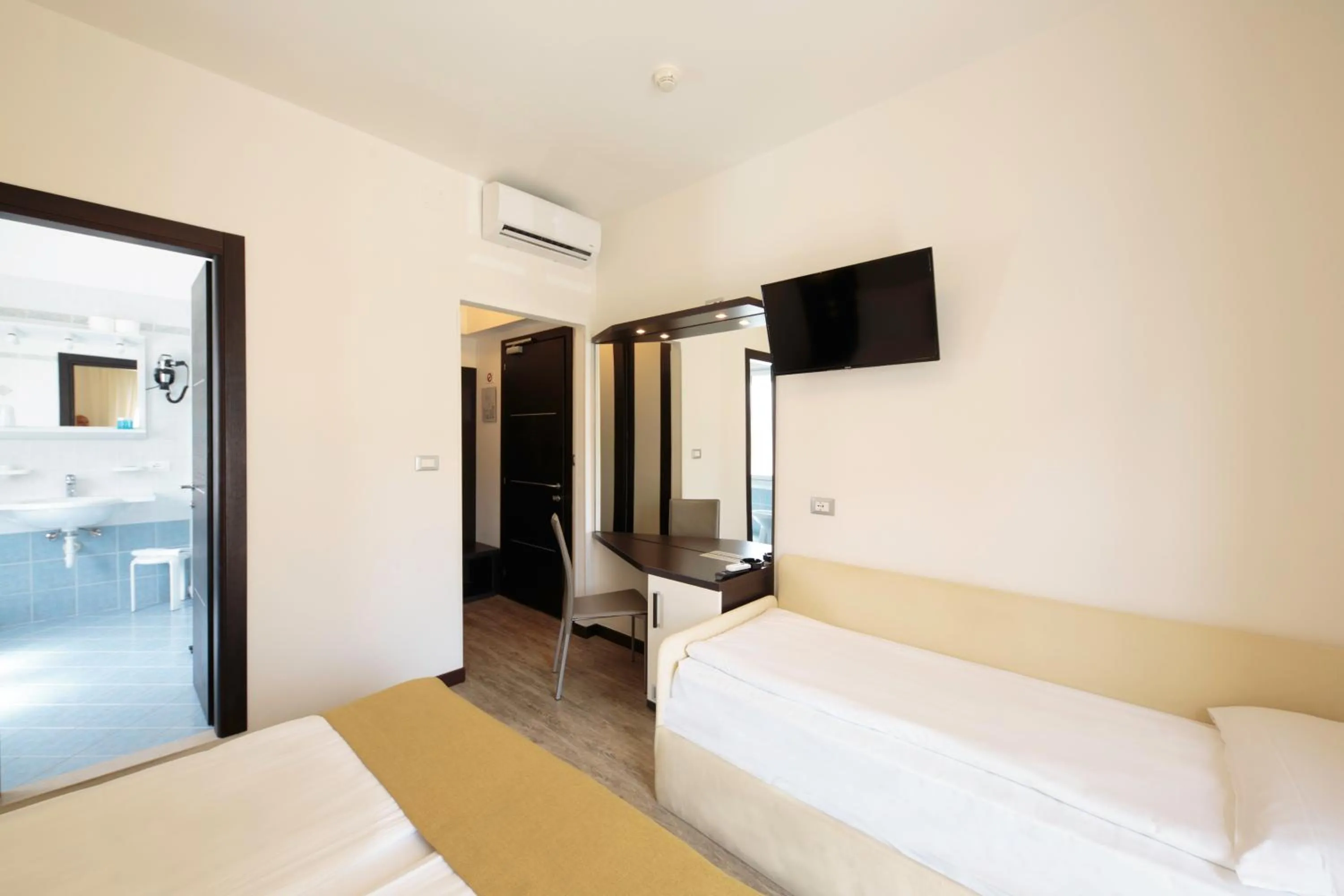 Bed in Hotel Bristol