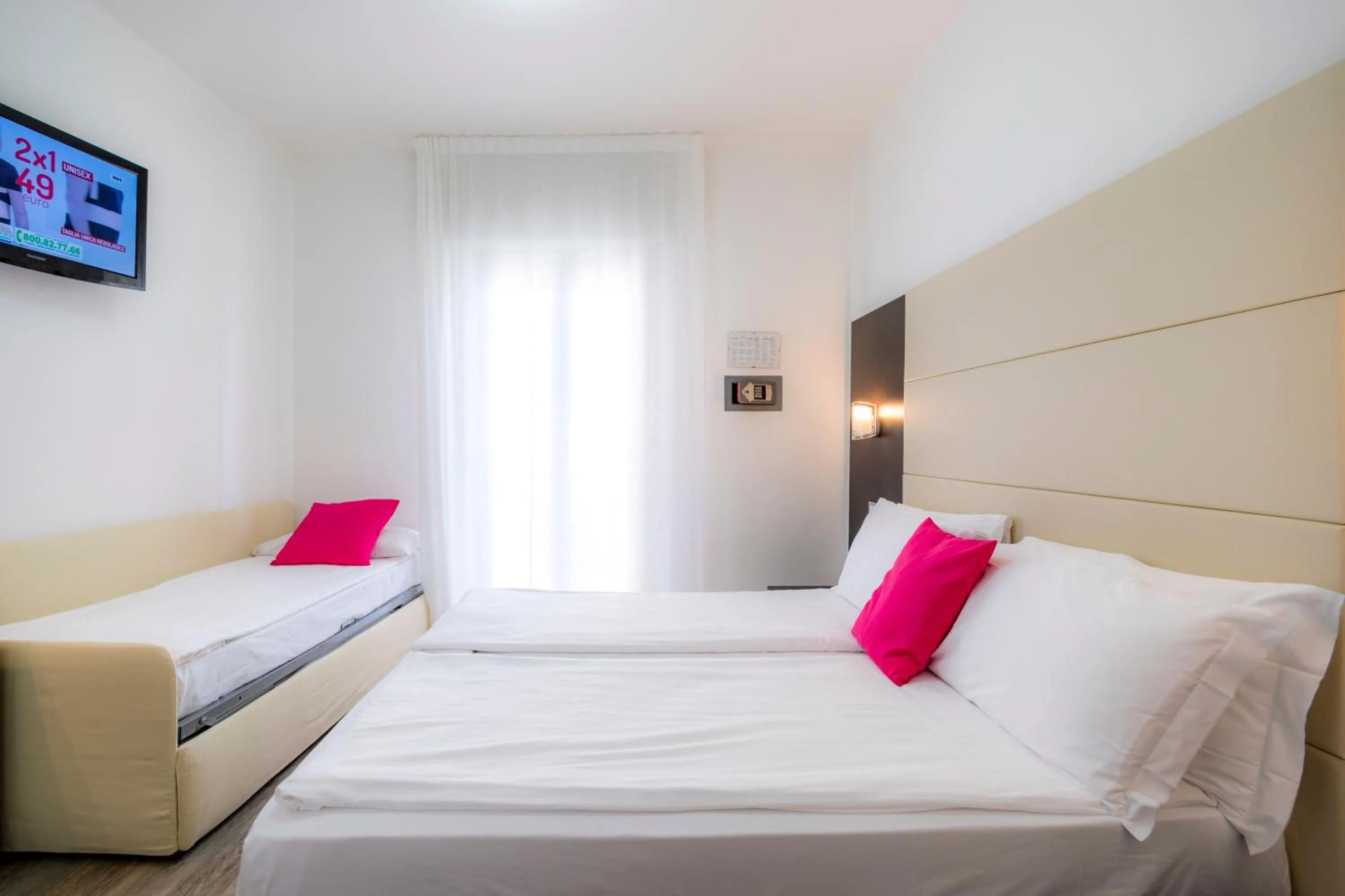Bedroom, Bed in Hotel Bristol