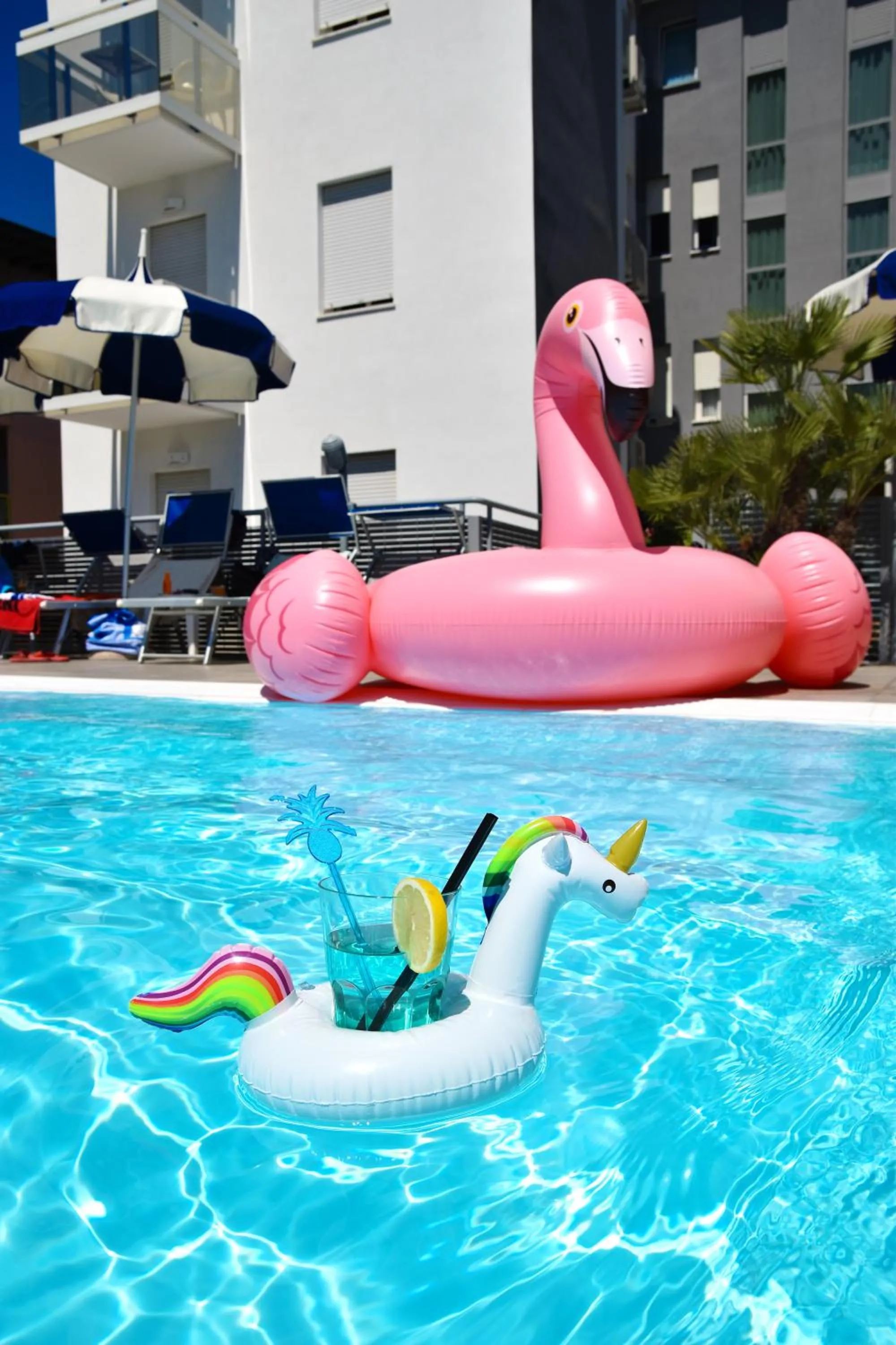 Swimming pool in Hotel Bristol