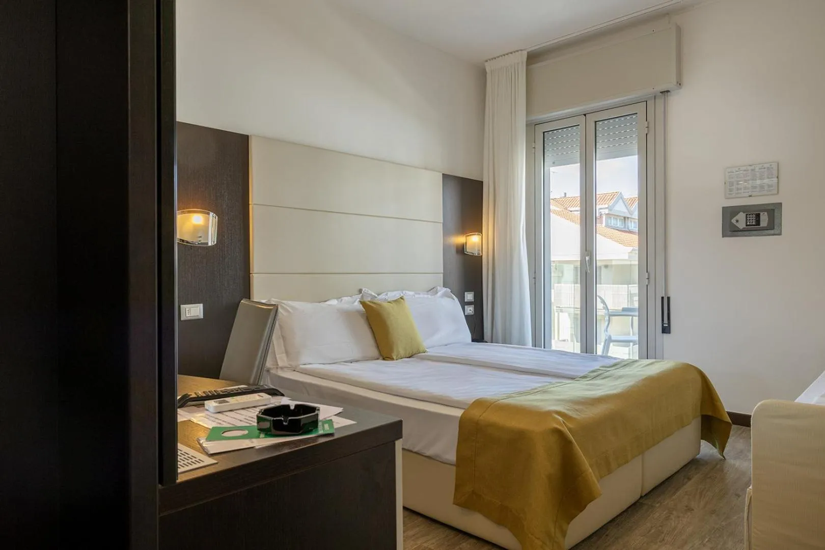 Bed in Hotel Bristol