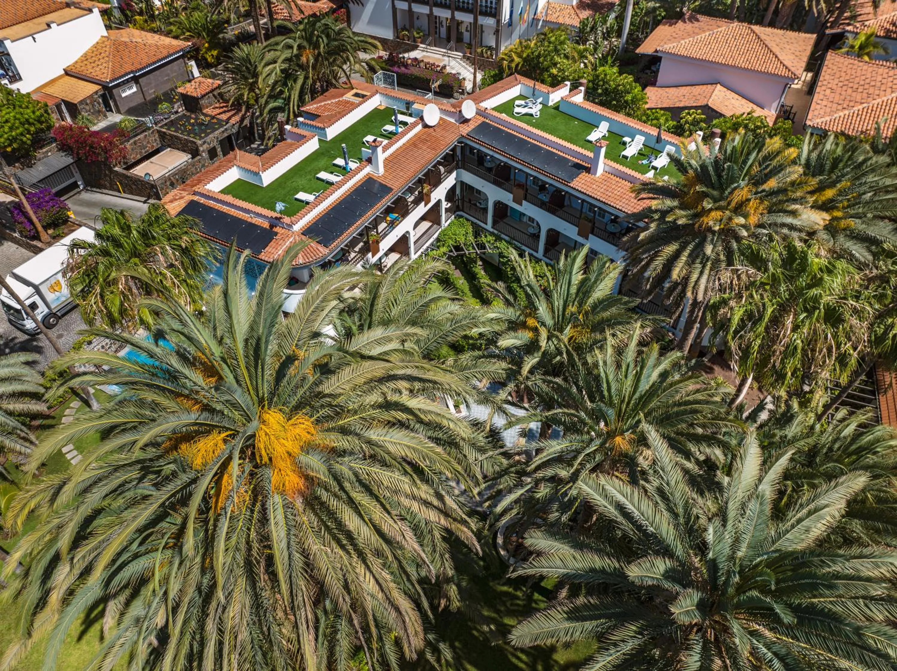 Property building in Eden Meloneras by TAM Resorts