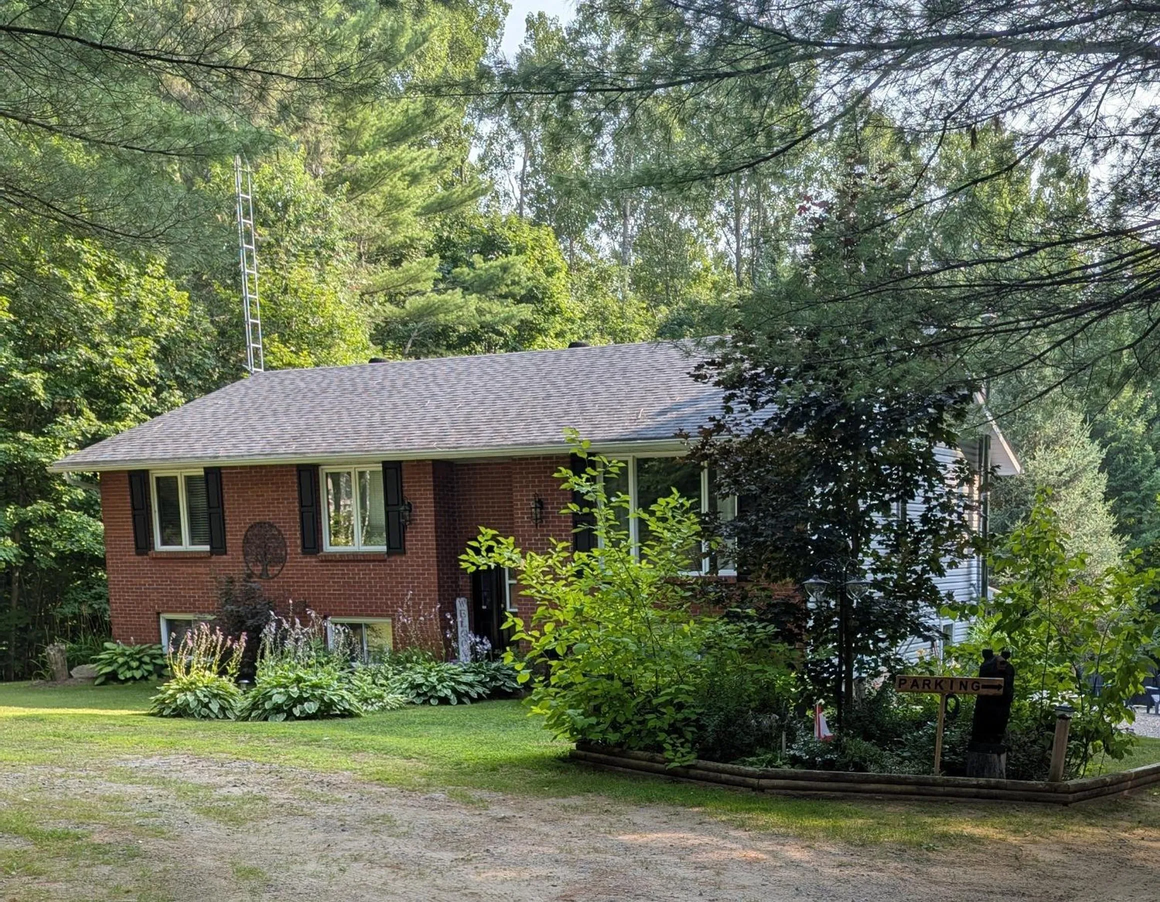 Property building in Suite in the Bush-Private Apartment