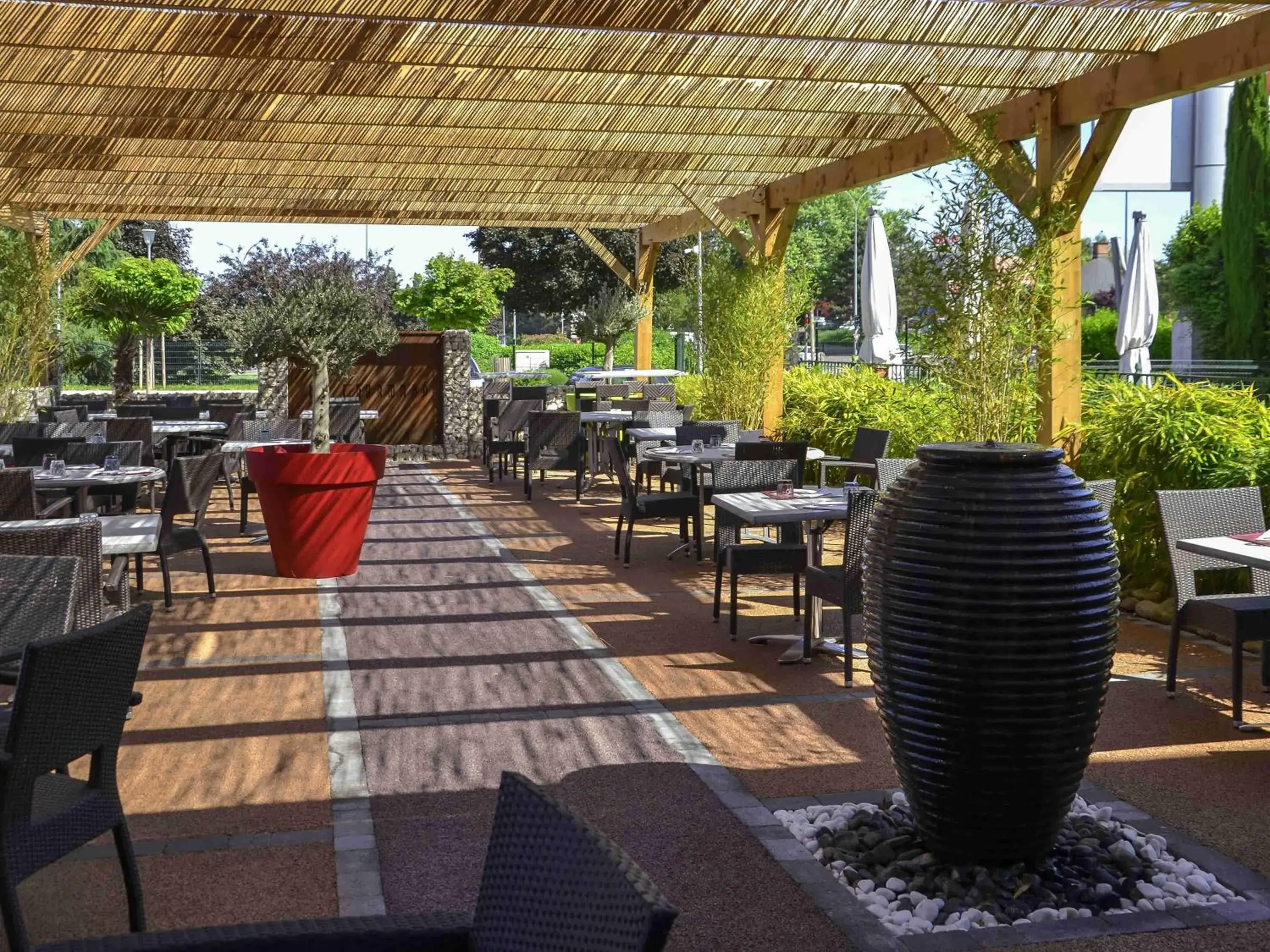 Restaurant/places to eat in ibis Europe Chalon Sur Saone Restaurant/places to eat in ibis Europe Chalon Sur Saone