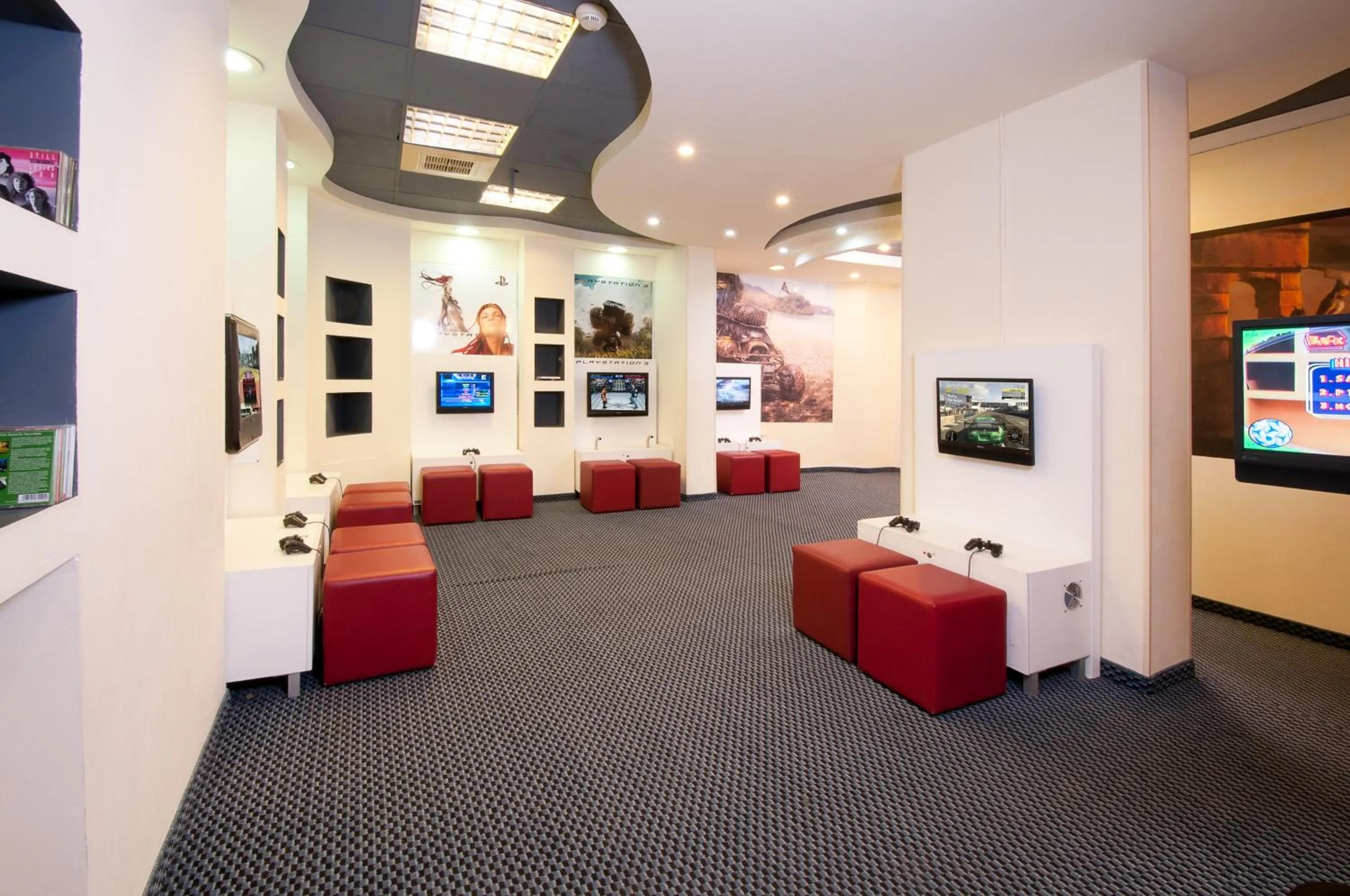 Game Room in Leonardo Club Tiberias - All Inclusive