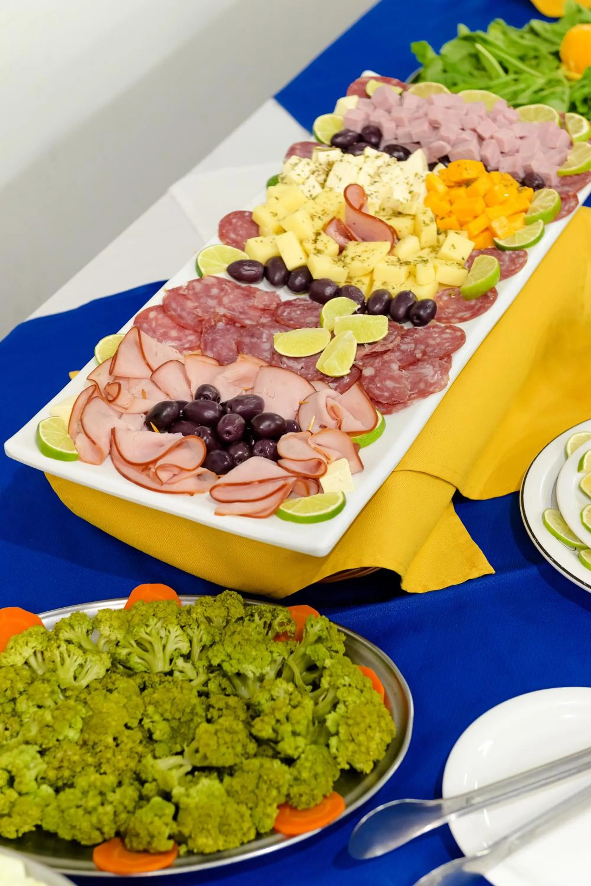 Buffet breakfast in Rovi Plaza Hotel