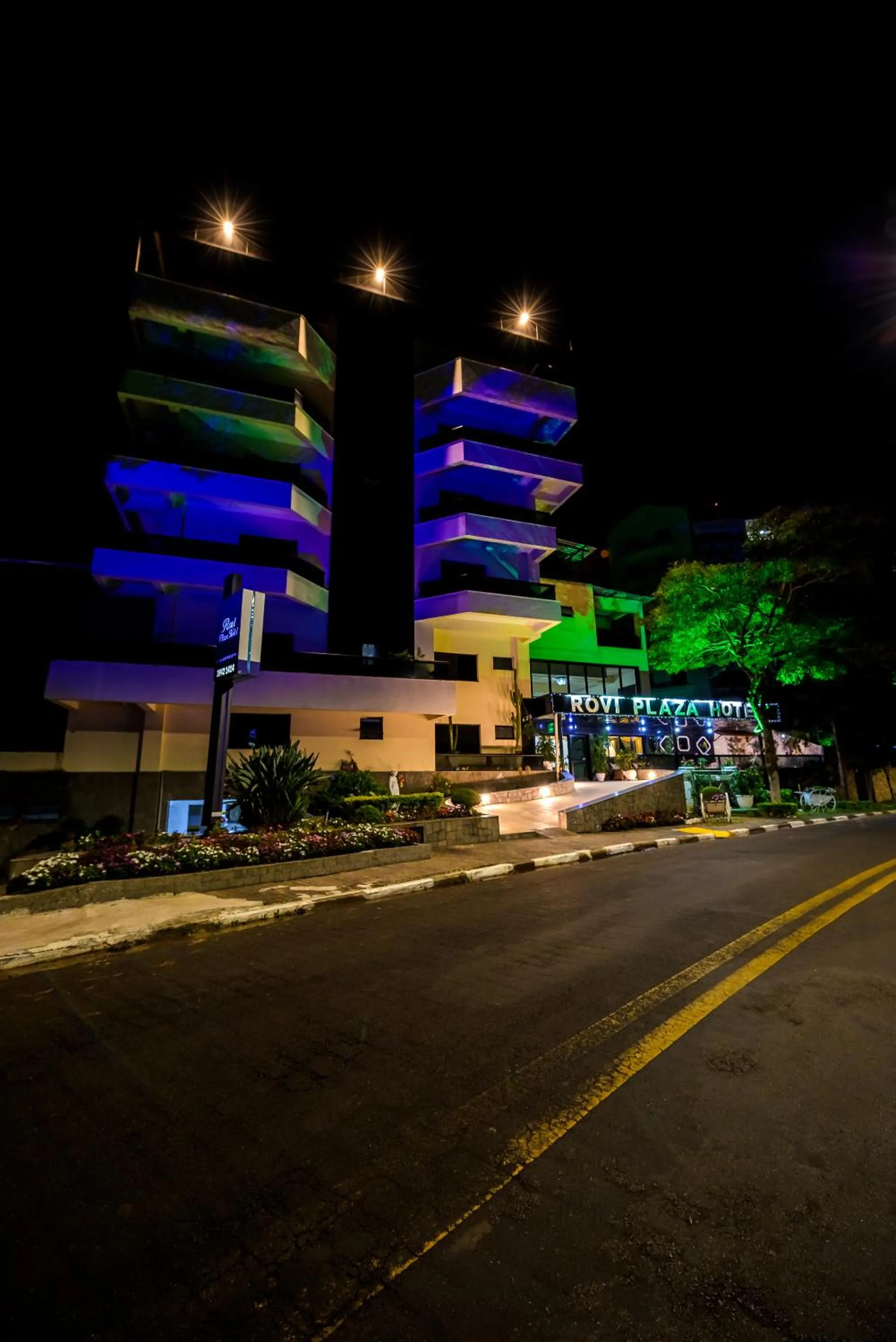 Property building in Rovi Plaza Hotel