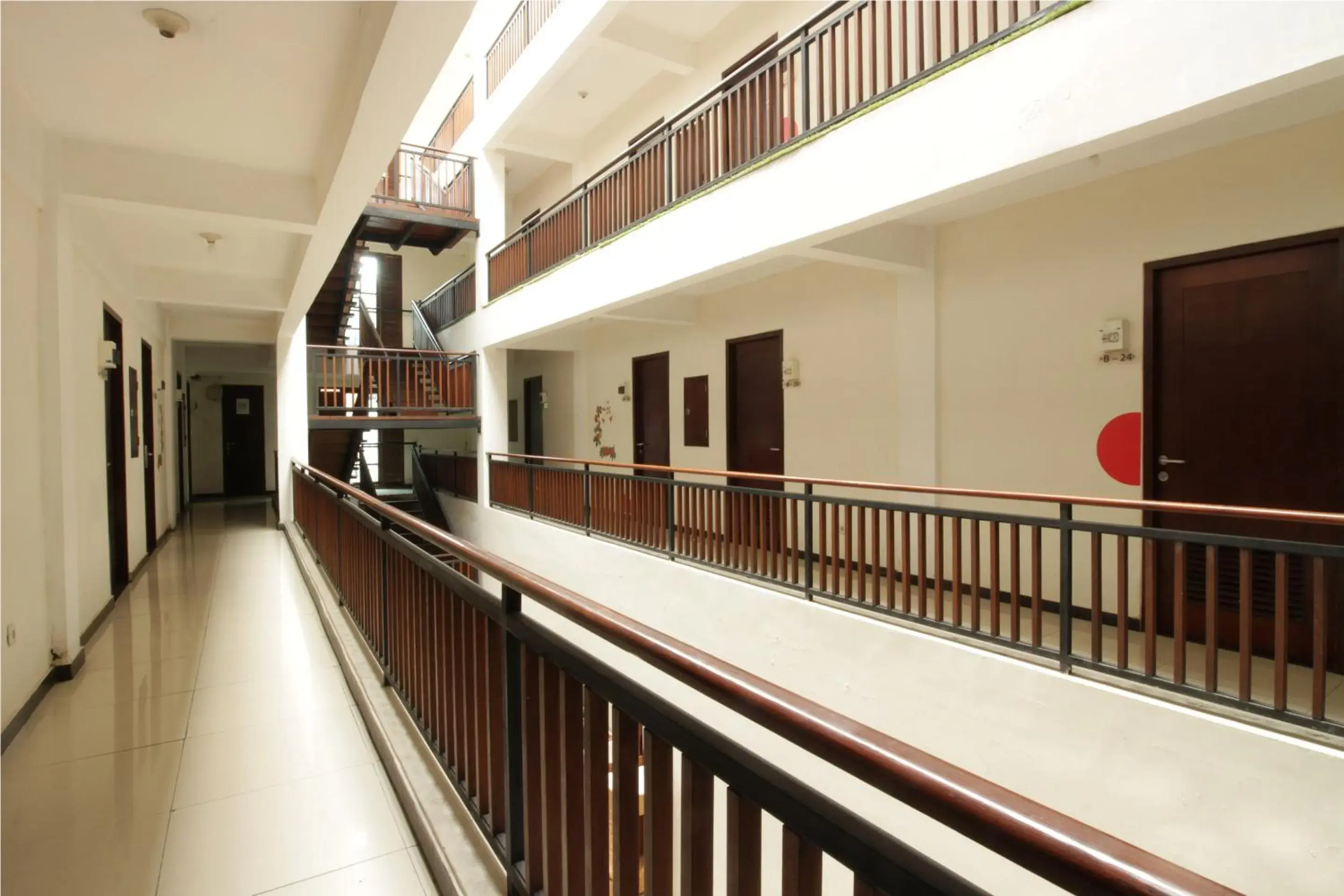 Facade/entrance, Balcony/Terrace in Dago's Hill Hotel