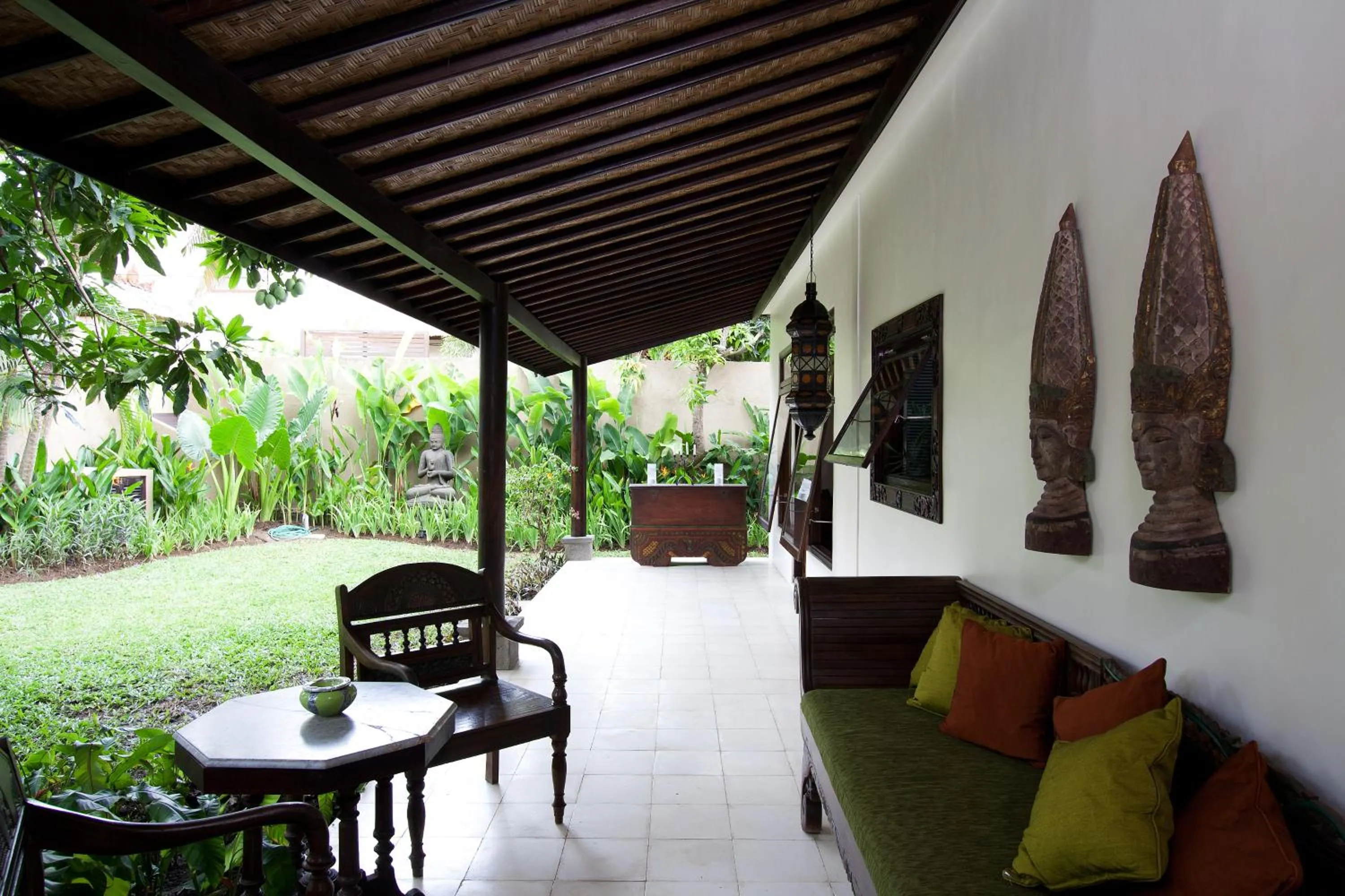 Property building in Villa Jumah