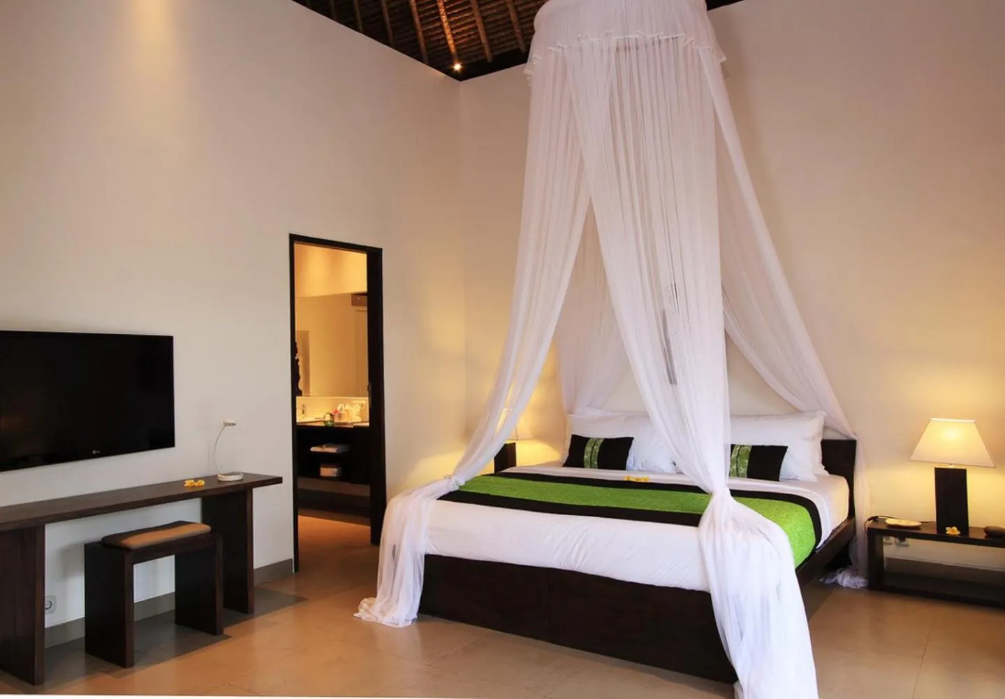 Bedroom, Bed in Villa Jumah