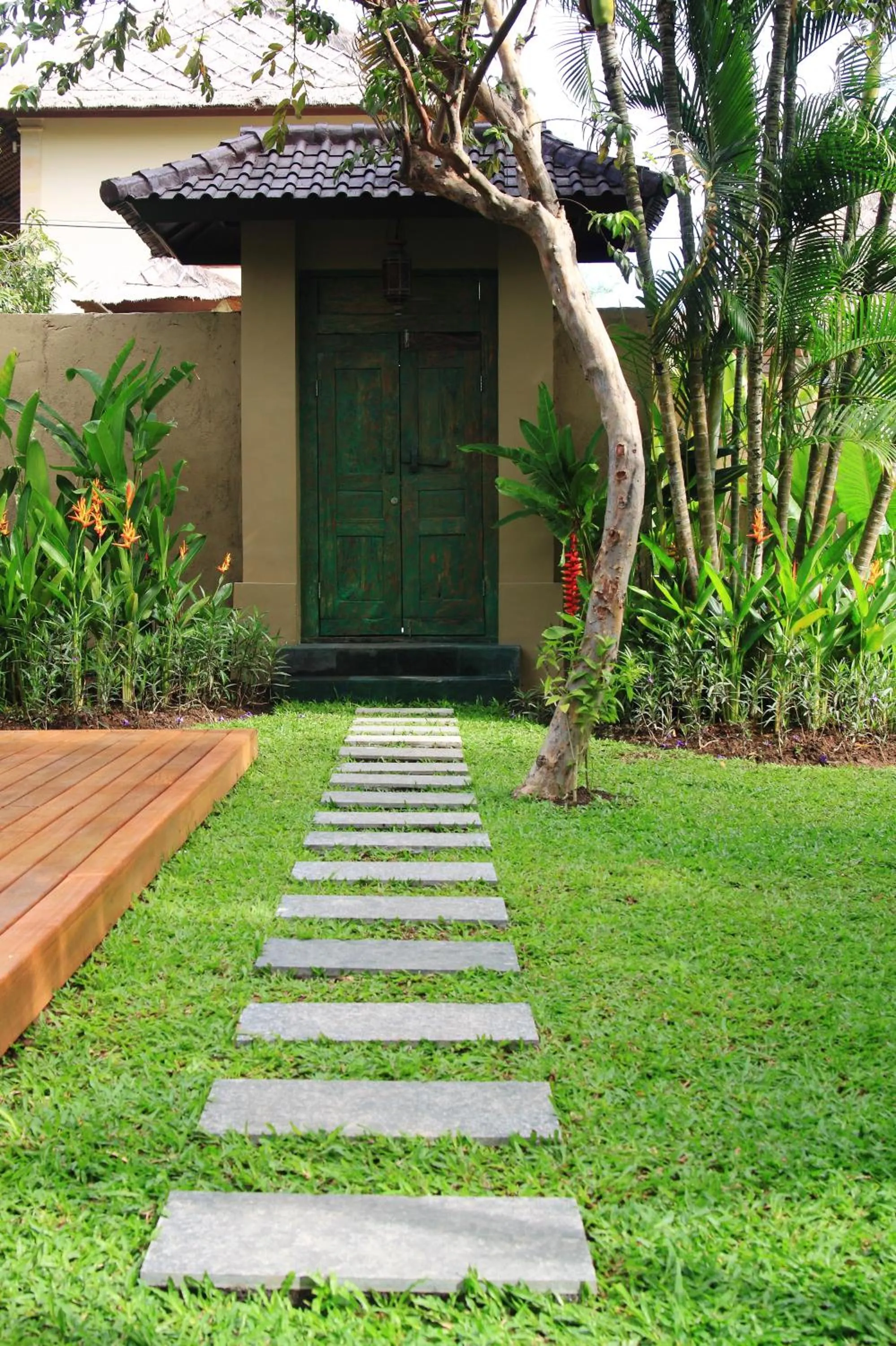 Property building in Villa Jumah