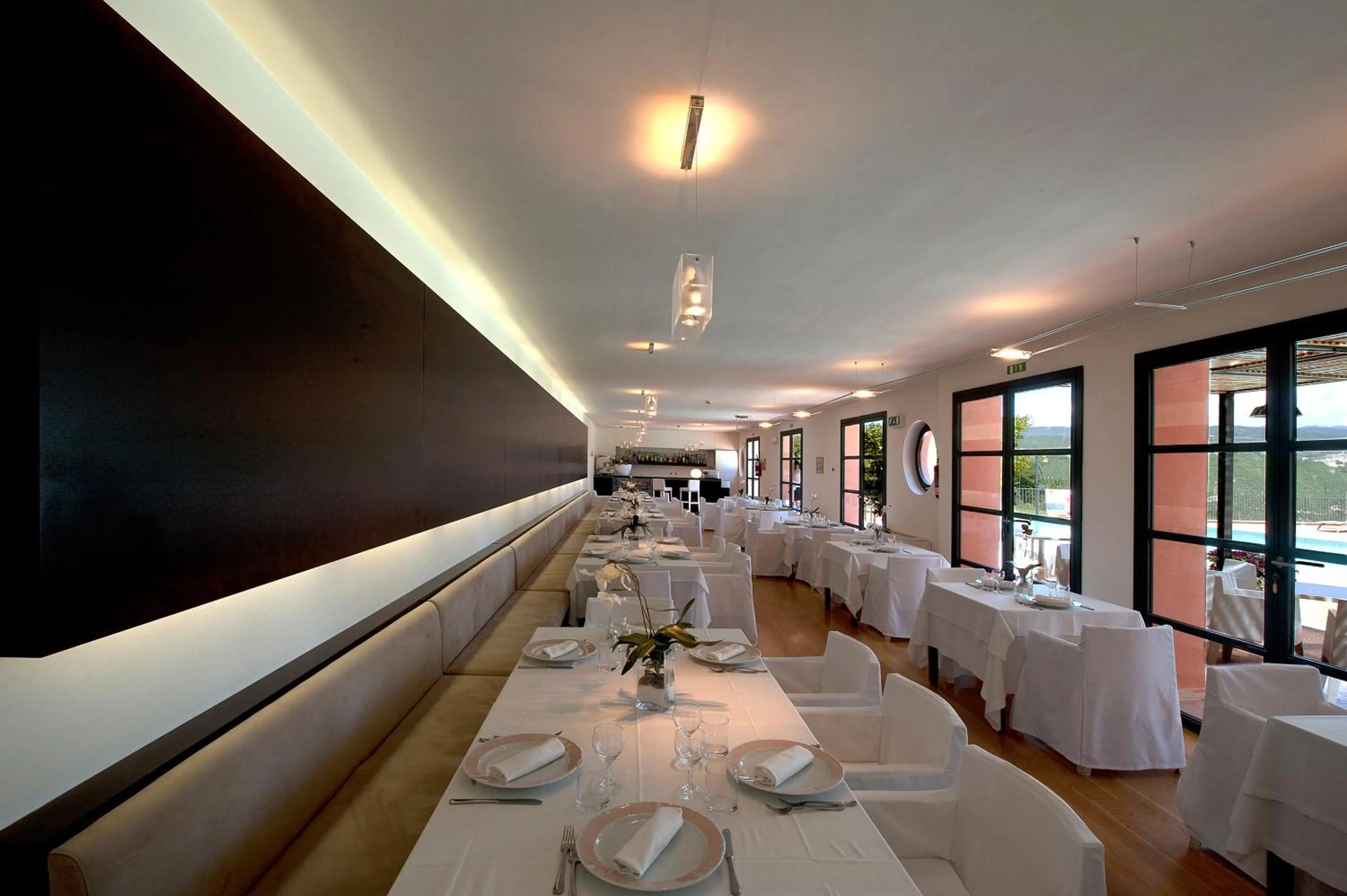 Restaurant/places to eat in La Reggia Sporting Center Hotel