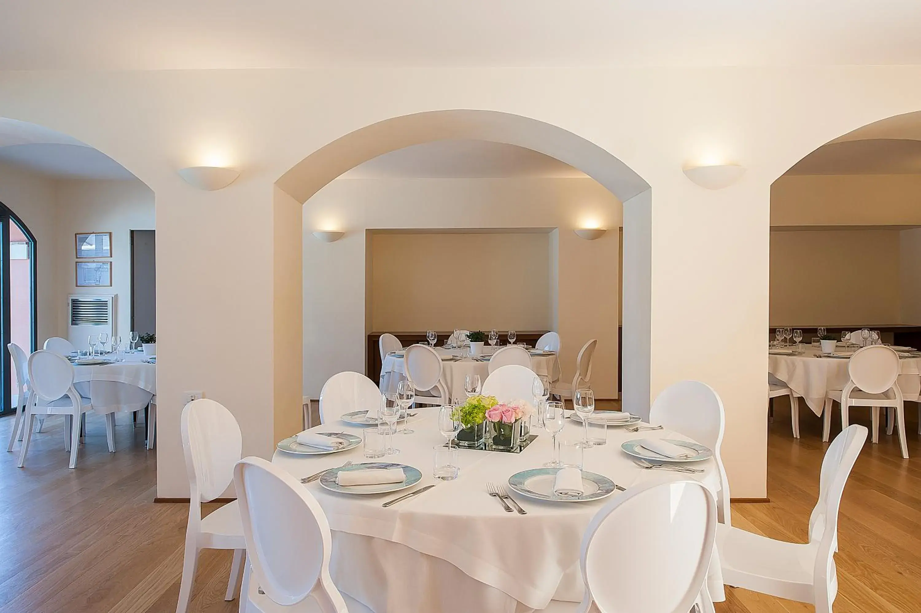 Restaurant/places to eat in La Reggia Sporting Center Hotel Restaurant/places to eat in La Reggia Sporting Center Hotel